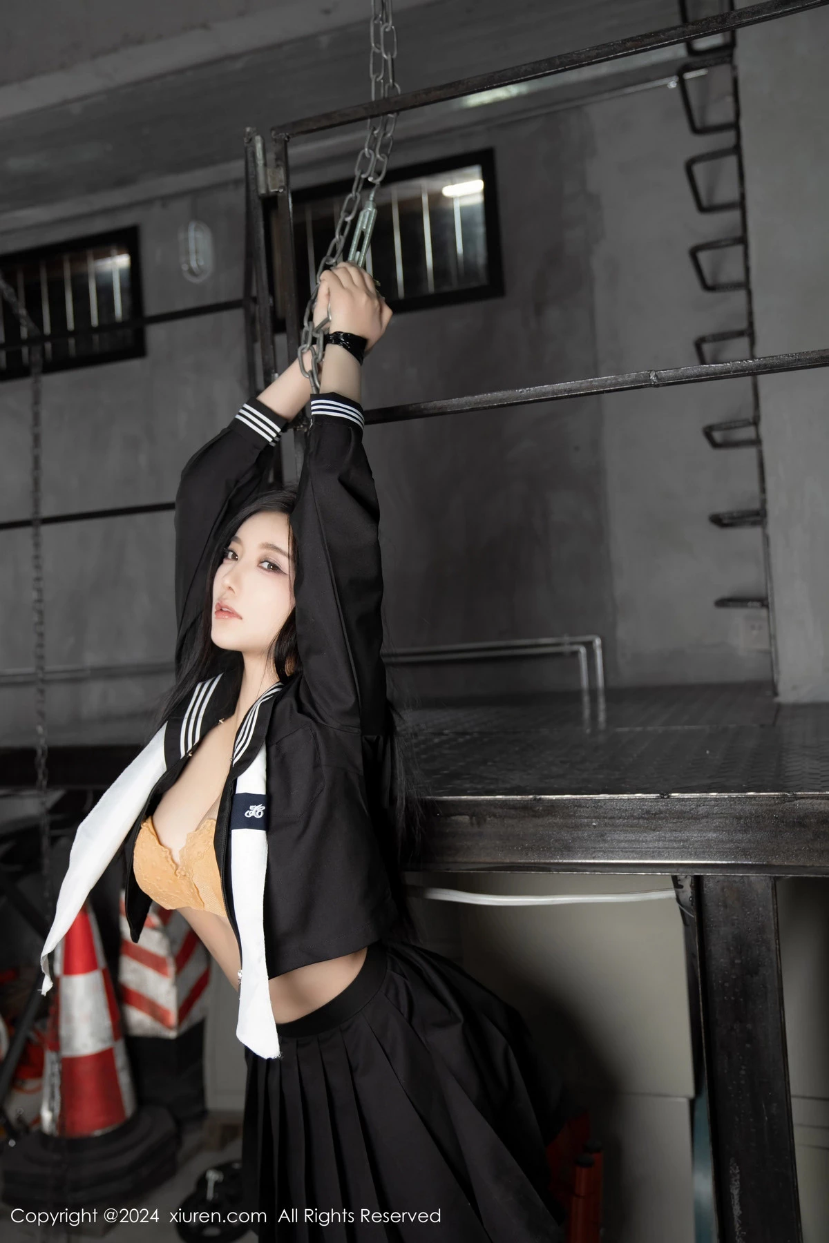 [[XiuRen秀人网]秀人网]No.8080_女神杨晨晨Yome性感黑色制服露黄色内衣秀丰腴身材完美诱惑写真90P