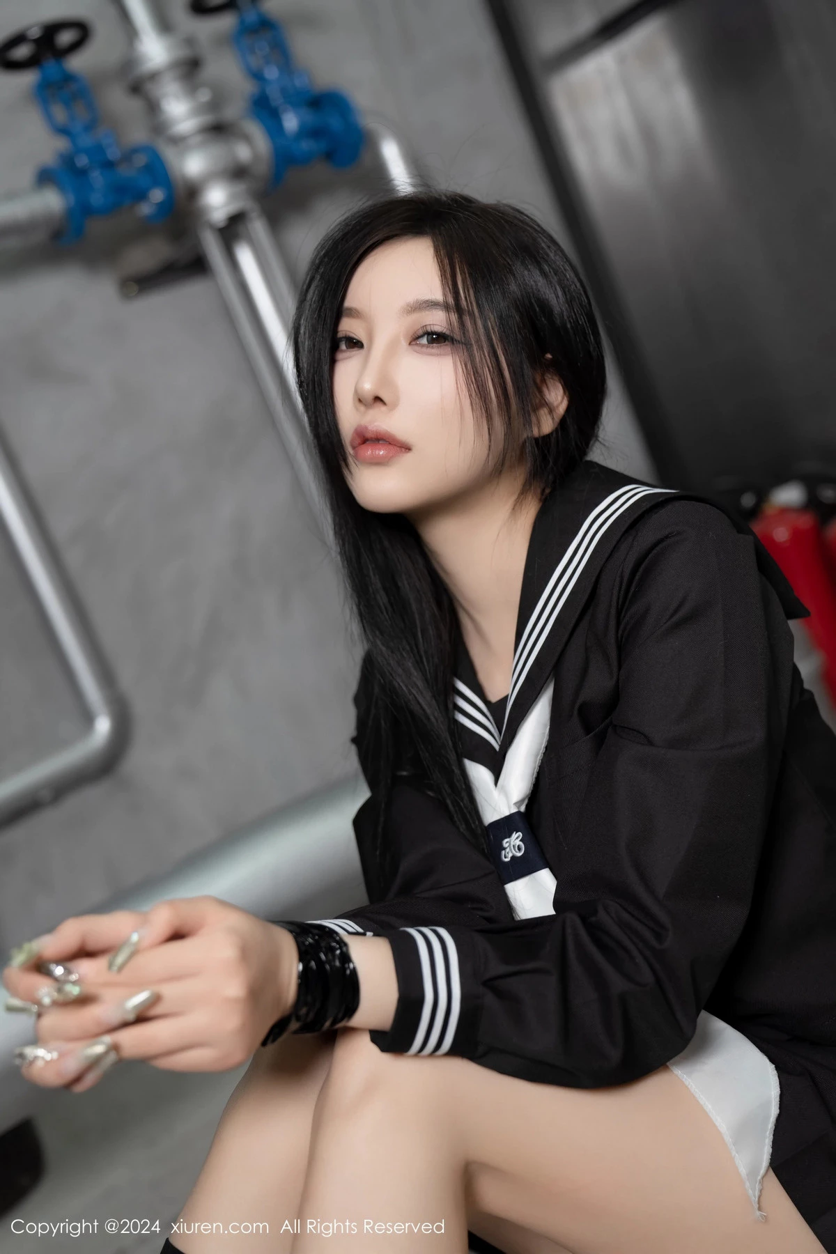 [[XiuRen秀人网]秀人网]No.8080_女神杨晨晨Yome性感黑色制服露黄色内衣秀丰腴身材完美诱惑写真90P