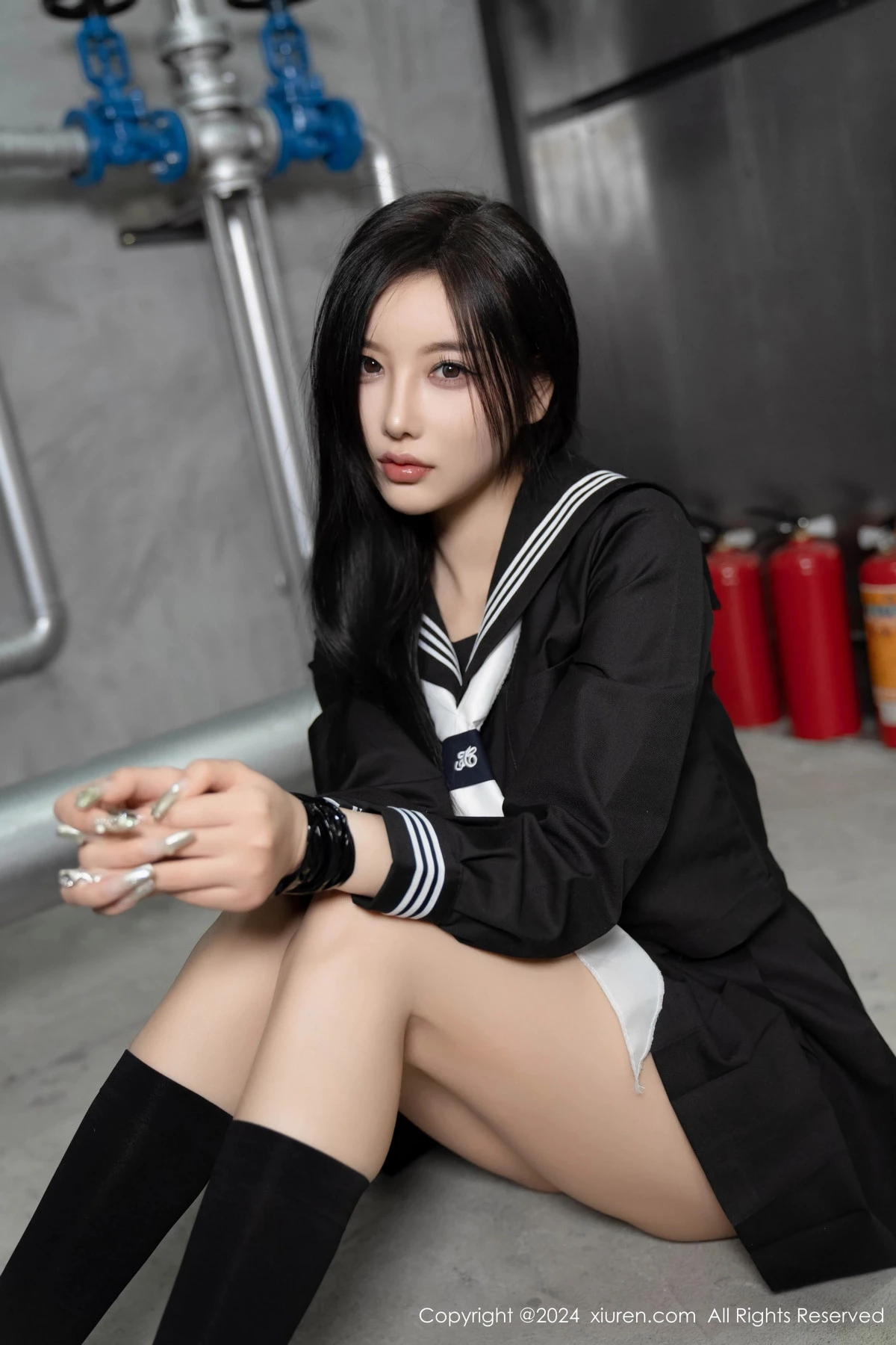 [[XiuRen秀人网]秀人网]No.8080_女神杨晨晨Yome性感黑色制服露黄色内衣秀丰腴身材完美诱惑写真90P