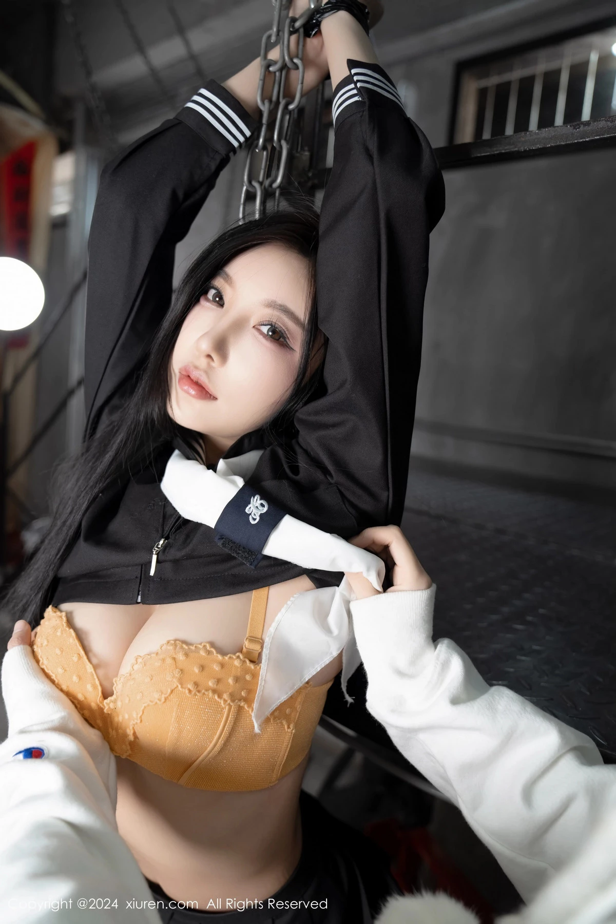 [[XiuRen秀人网]秀人网]No.8080_女神杨晨晨Yome性感黑色制服露黄色内衣秀丰腴身材完美诱惑写真90P