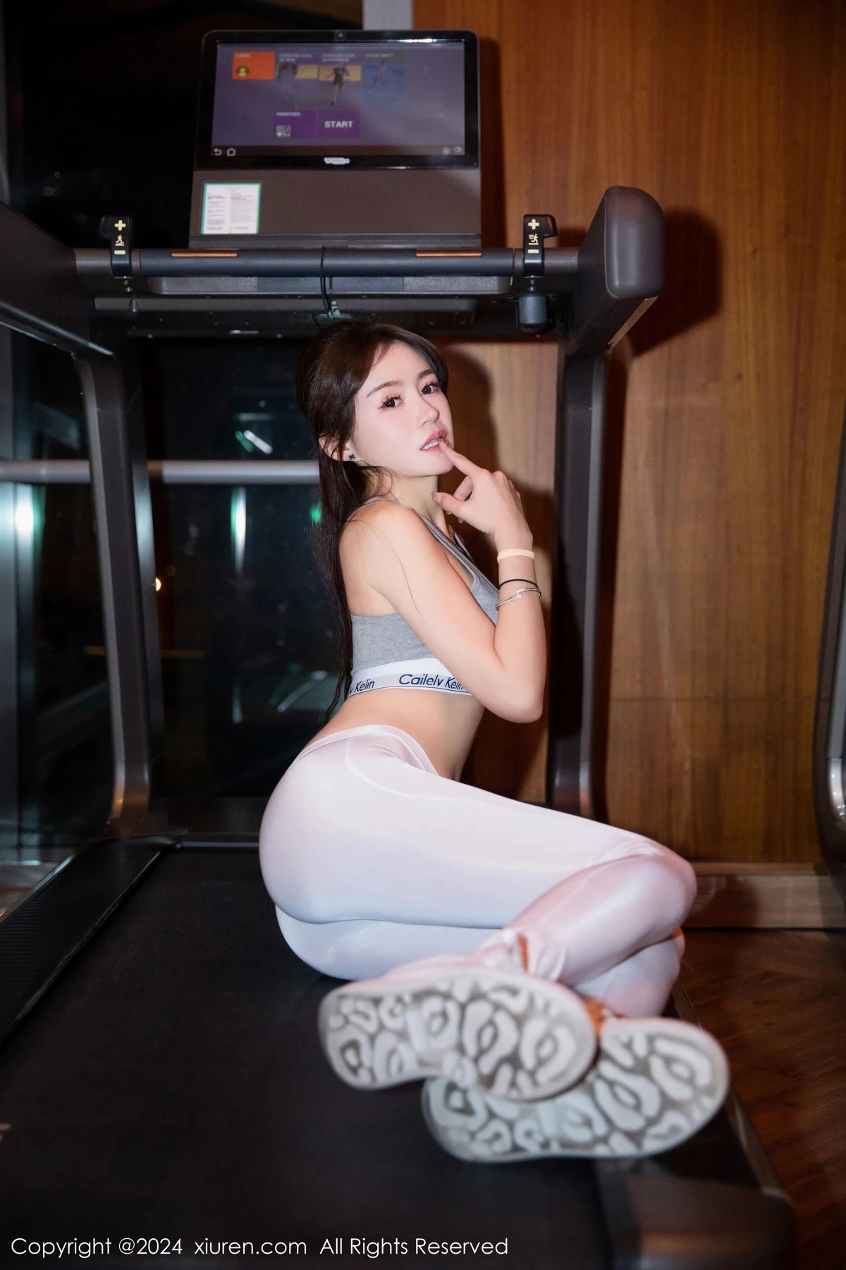 [[XiuRen秀人网]秀人网]No.8140_模特林幼一健身场所性感紧身运动服饰秀完美身材迷人诱惑写真77P