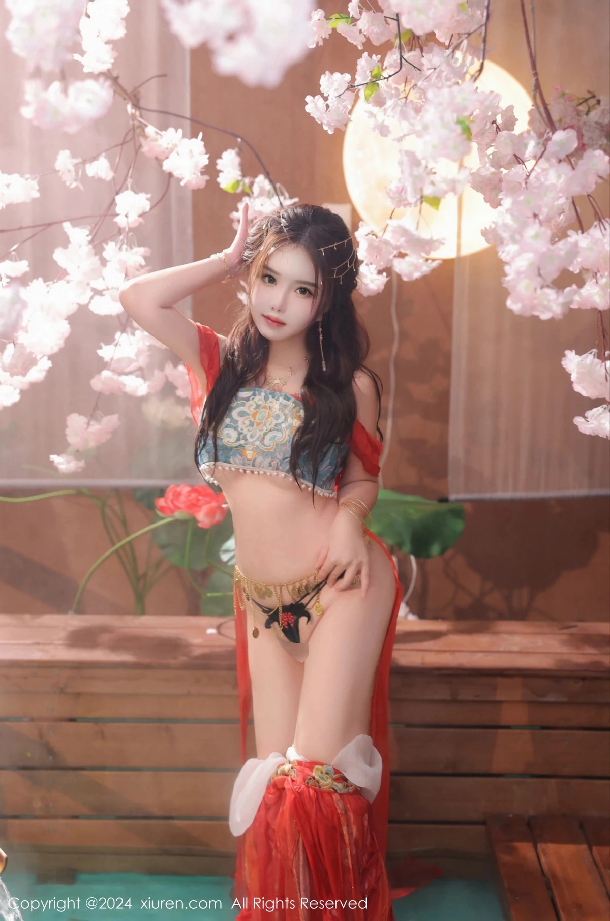 [[XiuRen秀人网]秀人网]No.8146_模特小薯条nienie性感红色古装服饰配白丝袜秀完美身材诱惑写真82P