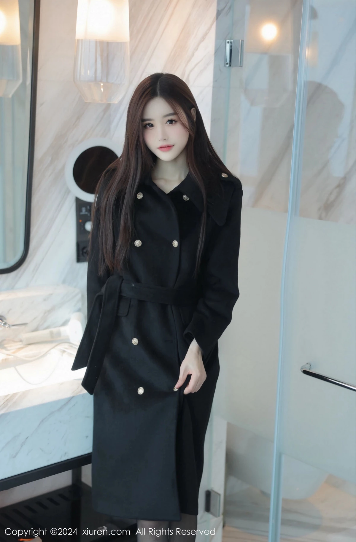 [[XiuRen秀人网]秀人网]No.8152_模特晚苏susu脱黑色外衣露性感链式情趣内衣秀惹火身材诱惑写真76P