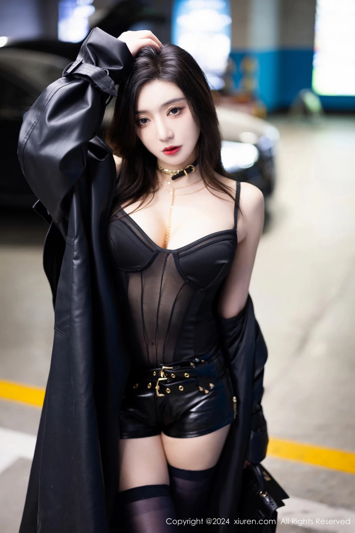 [[XiuRen秀人网]秀人网]No.8158_女神王馨瑶yanni黑色轻透情趣服饰配黑丝袜秀完美身材诱惑写真84P