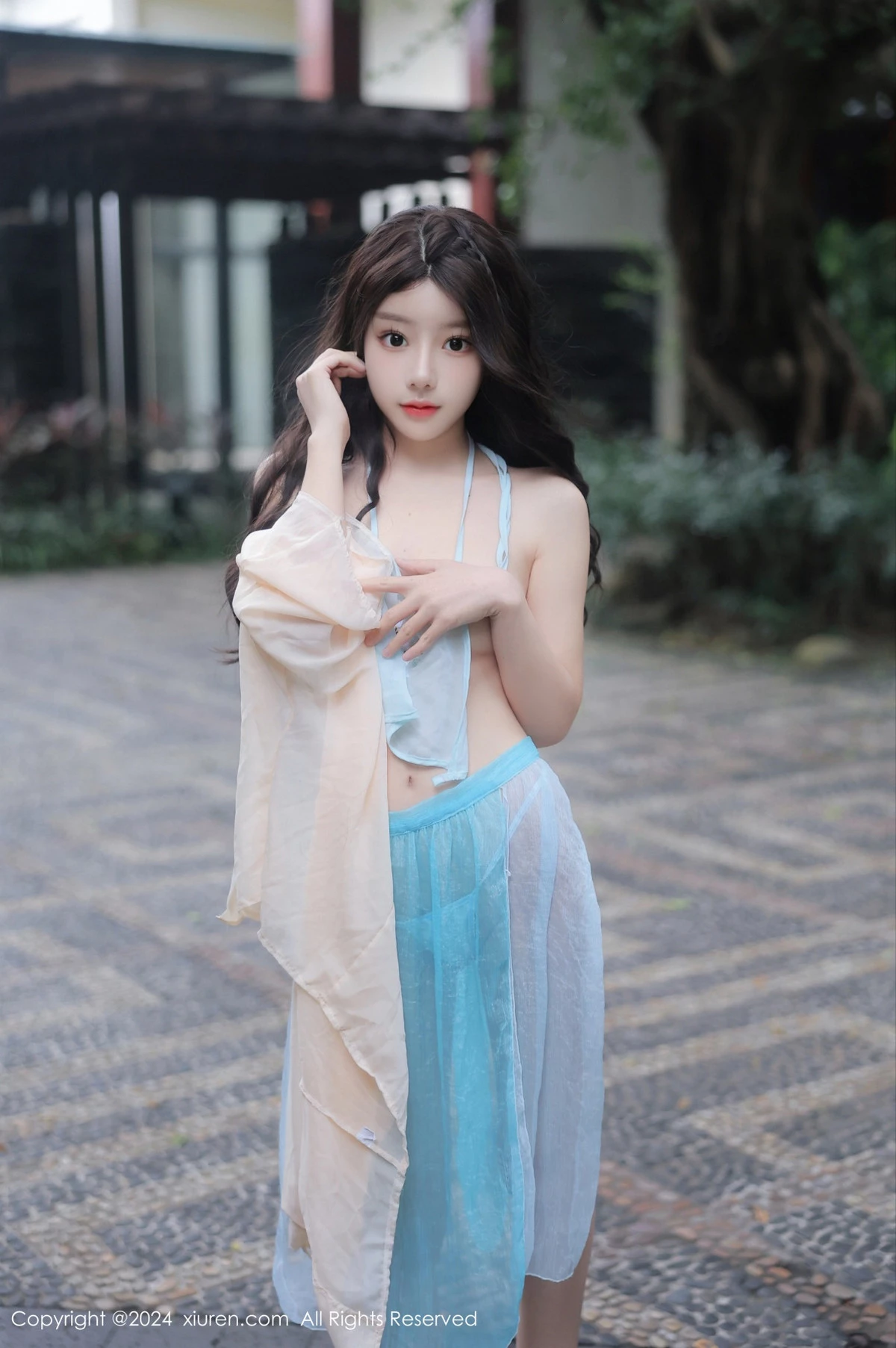 [[XiuRen秀人网]秀人网]No.8168_模特桃妖夭户外性感浅色古装薄纱服饰秀娇美惹火身段诱惑写真79P