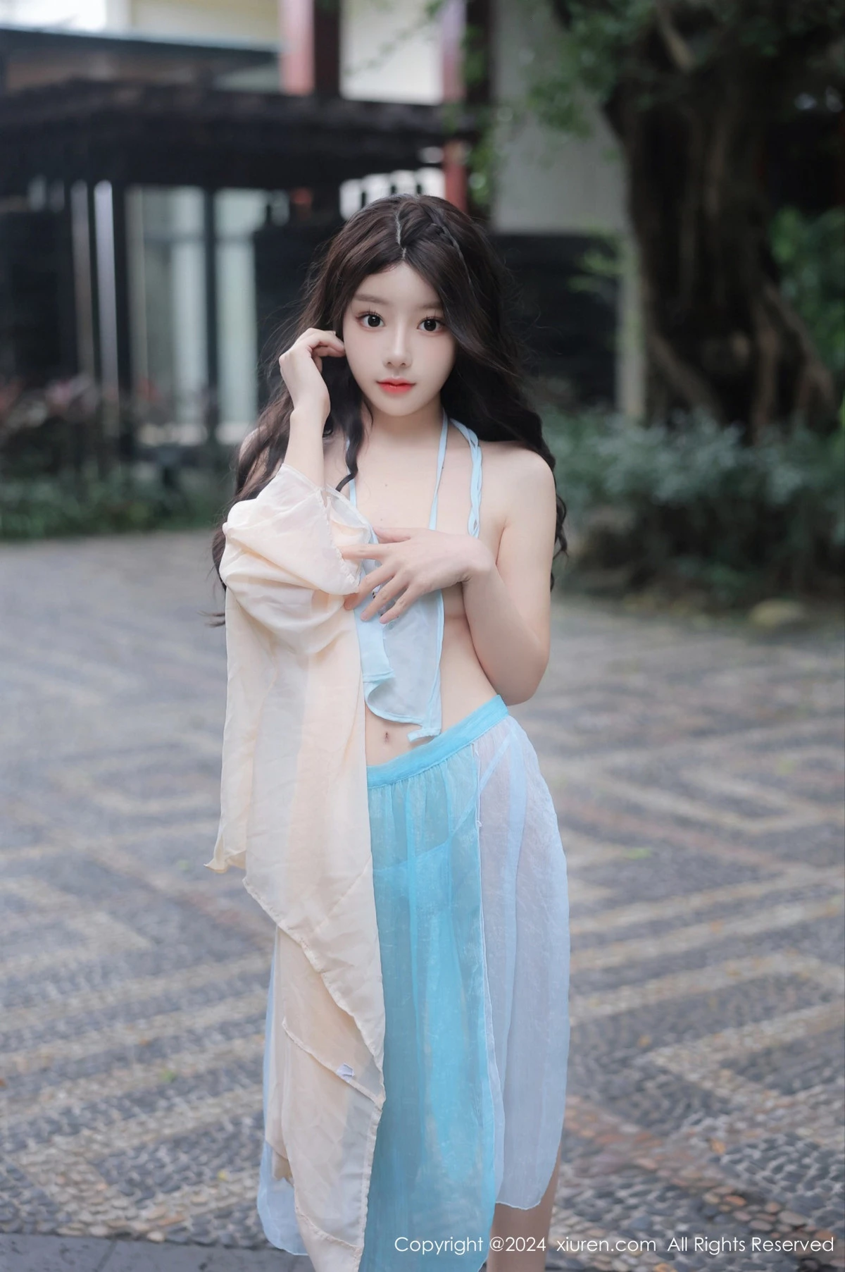 [[XiuRen秀人网]秀人网]No.8168_模特桃妖夭户外性感浅色古装薄纱服饰秀娇美惹火身段诱惑写真79P