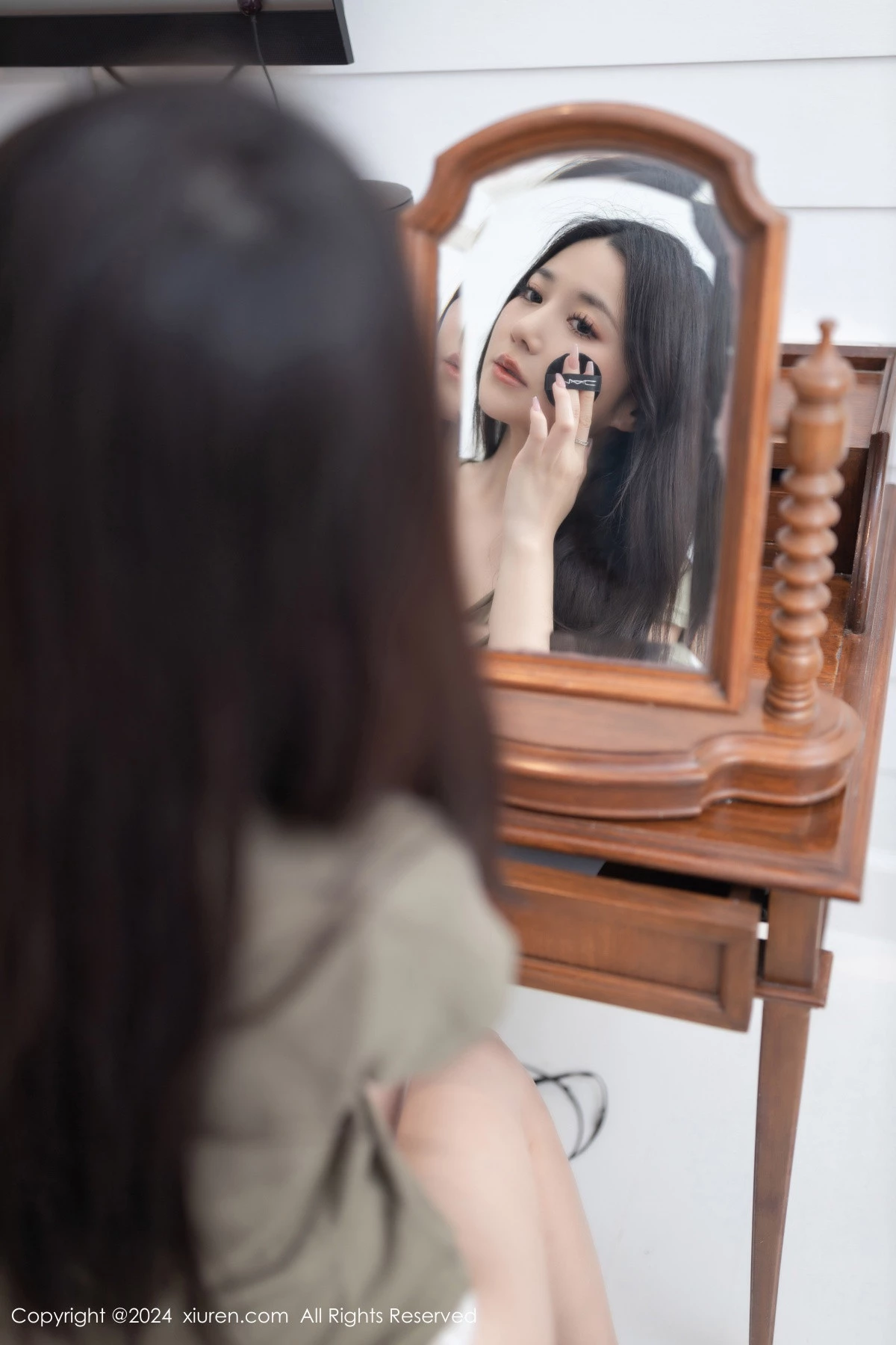 [[XiuRen秀人网]秀人网]No.8166_模特鱼子酱Fish性感黑色轻透长裙露黑色内衣配黑丝吊袜魅惑写真79P