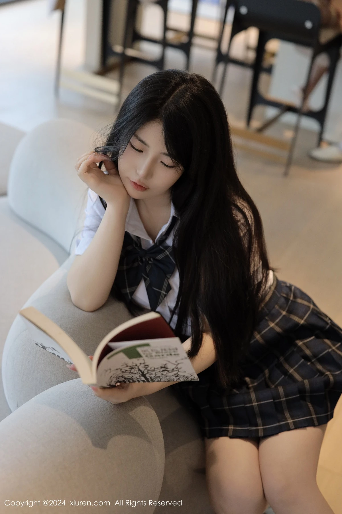 [[XiuRen秀人网]秀人网]No.8173_模特陈小花性感白衬衫配黑色格子短裙秀曼妙身姿迷人诱惑写真83P