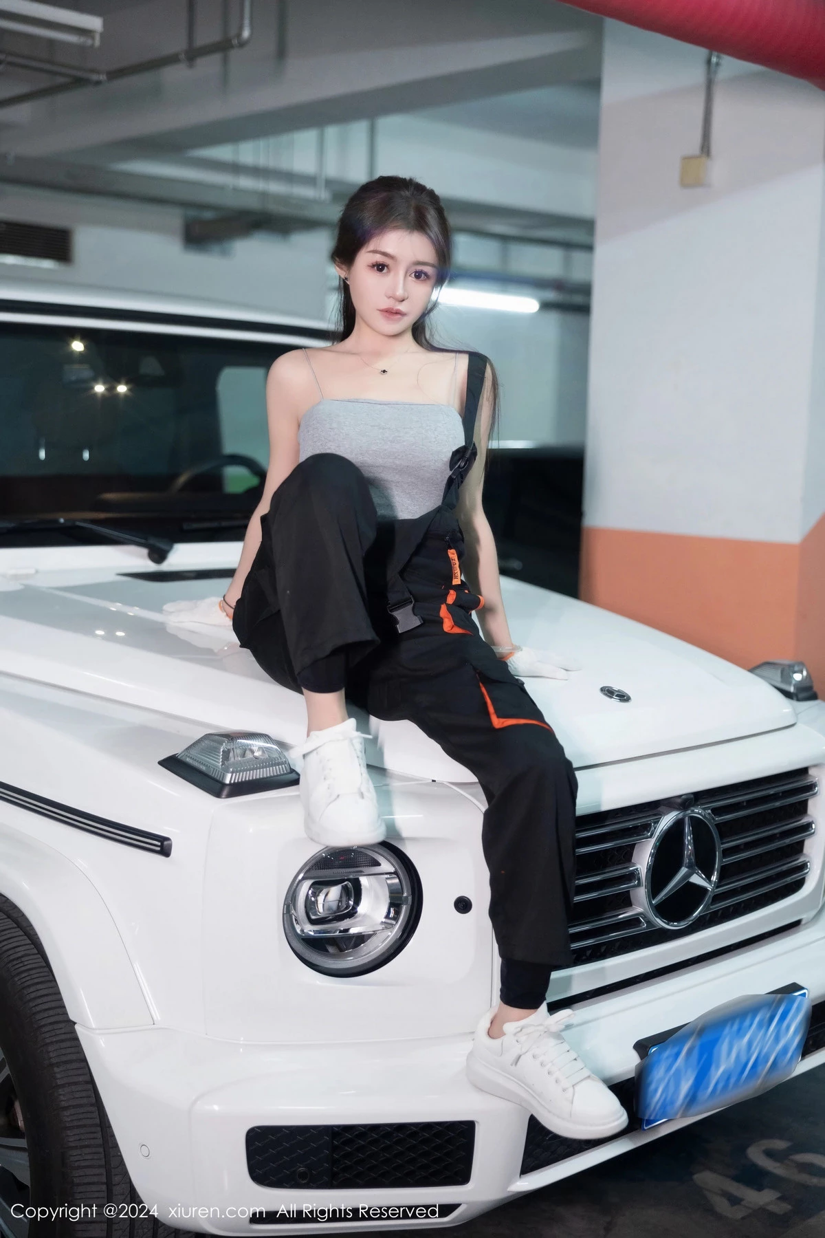 [[XiuRen秀人网]秀人网]No.8171_模特林幼一大G场景性感黑色紧身情趣服秀翘臀美腿撩人诱惑写真81P