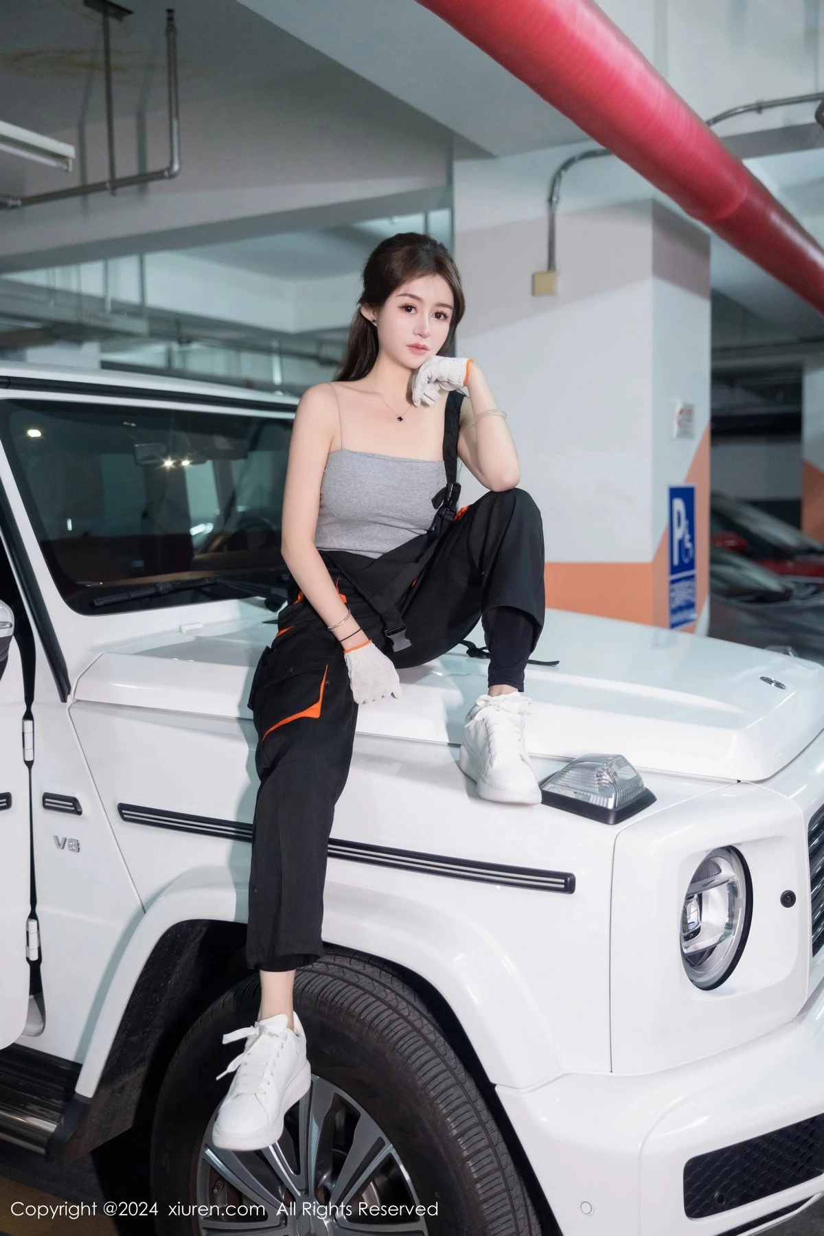 [[XiuRen秀人网]秀人网]No.8171_模特林幼一大G场景性感黑色紧身情趣服秀翘臀美腿撩人诱惑写真81P