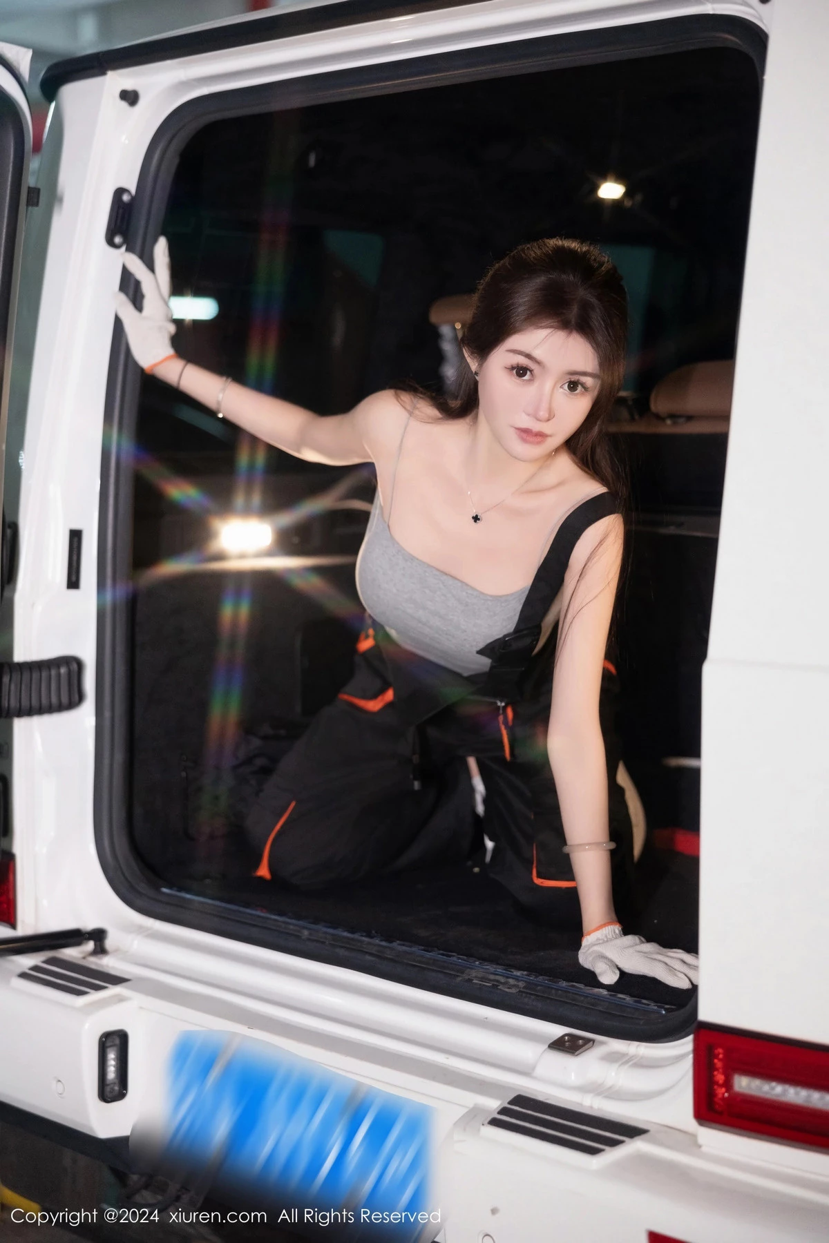 [[XiuRen秀人网]秀人网]No.8171_模特林幼一大G场景性感黑色紧身情趣服秀翘臀美腿撩人诱惑写真81P