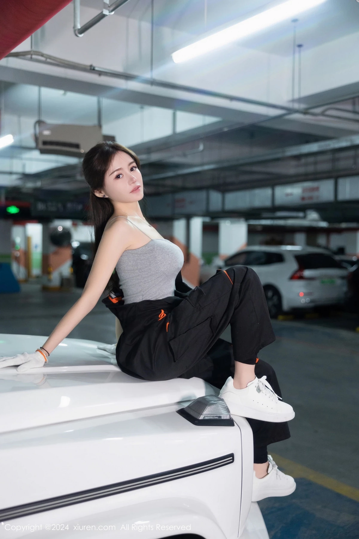 [[XiuRen秀人网]秀人网]No.8171_模特林幼一大G场景性感黑色紧身情趣服秀翘臀美腿撩人诱惑写真81P