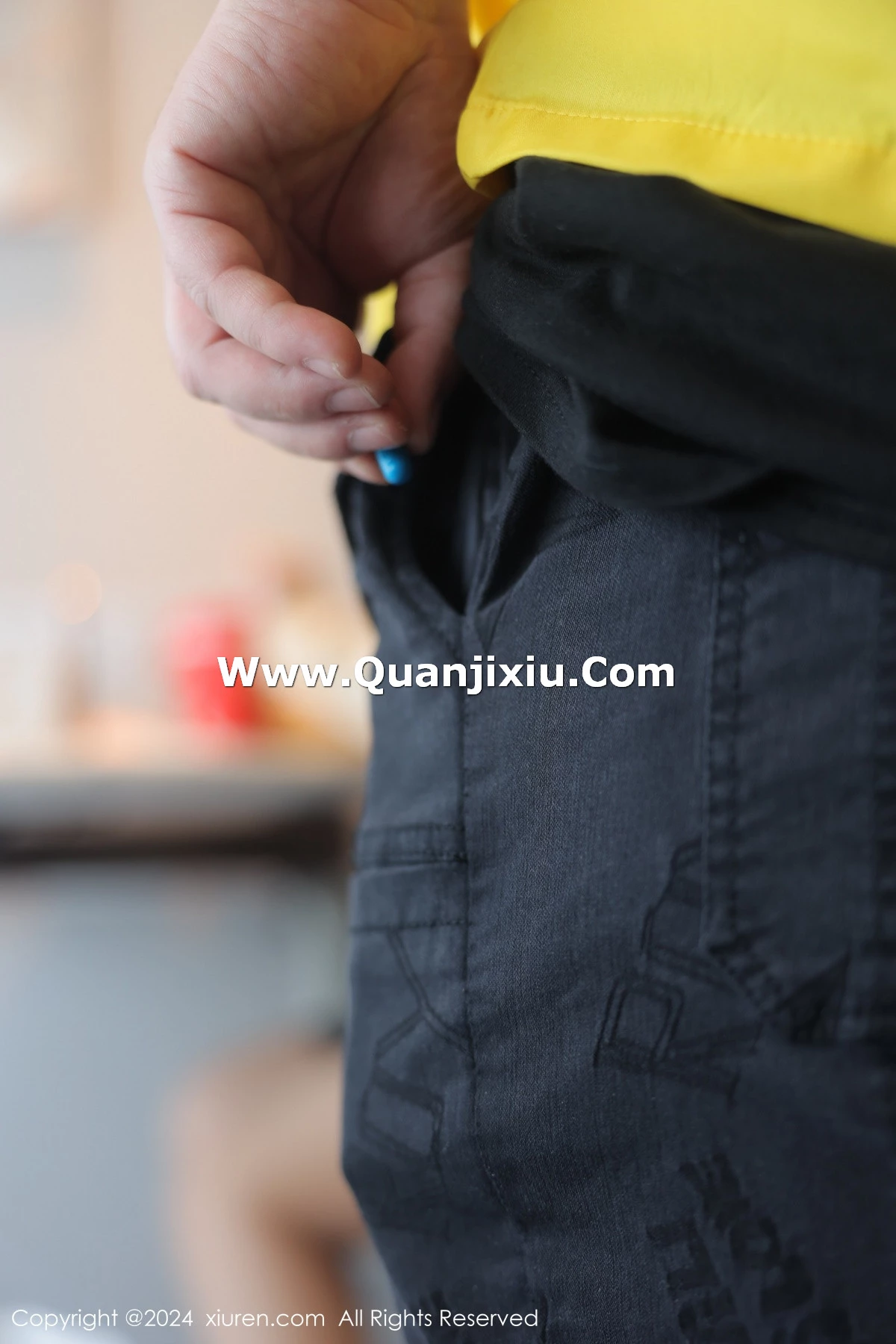 [[XiuRen秀人网]秀人网]No.8181_模特小薯条nienie剧情演绎性感黑色蕾丝服饰秀惹火身材诱惑写真85P