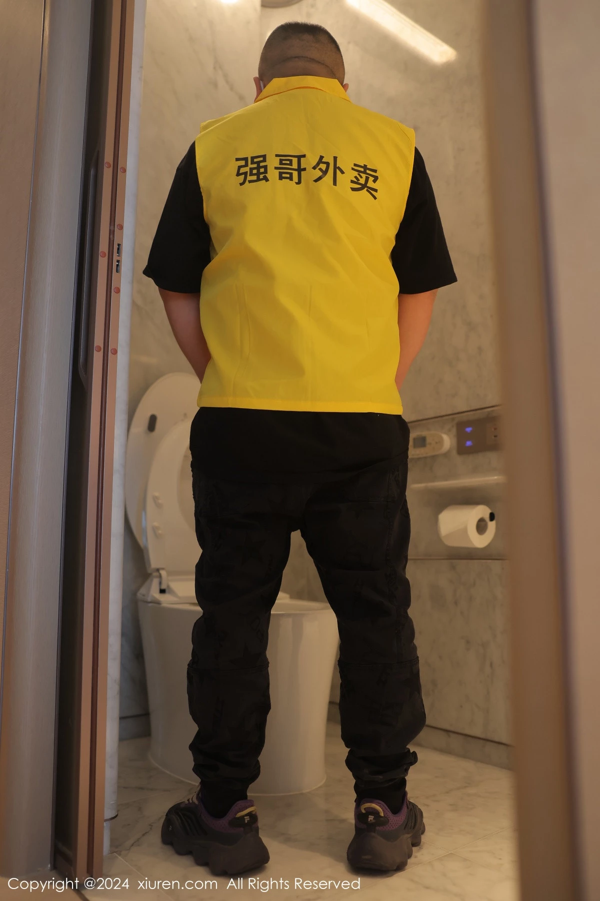 [[XiuRen秀人网]秀人网]No.8181_模特小薯条nienie剧情演绎性感黑色蕾丝服饰秀惹火身材诱惑写真85P