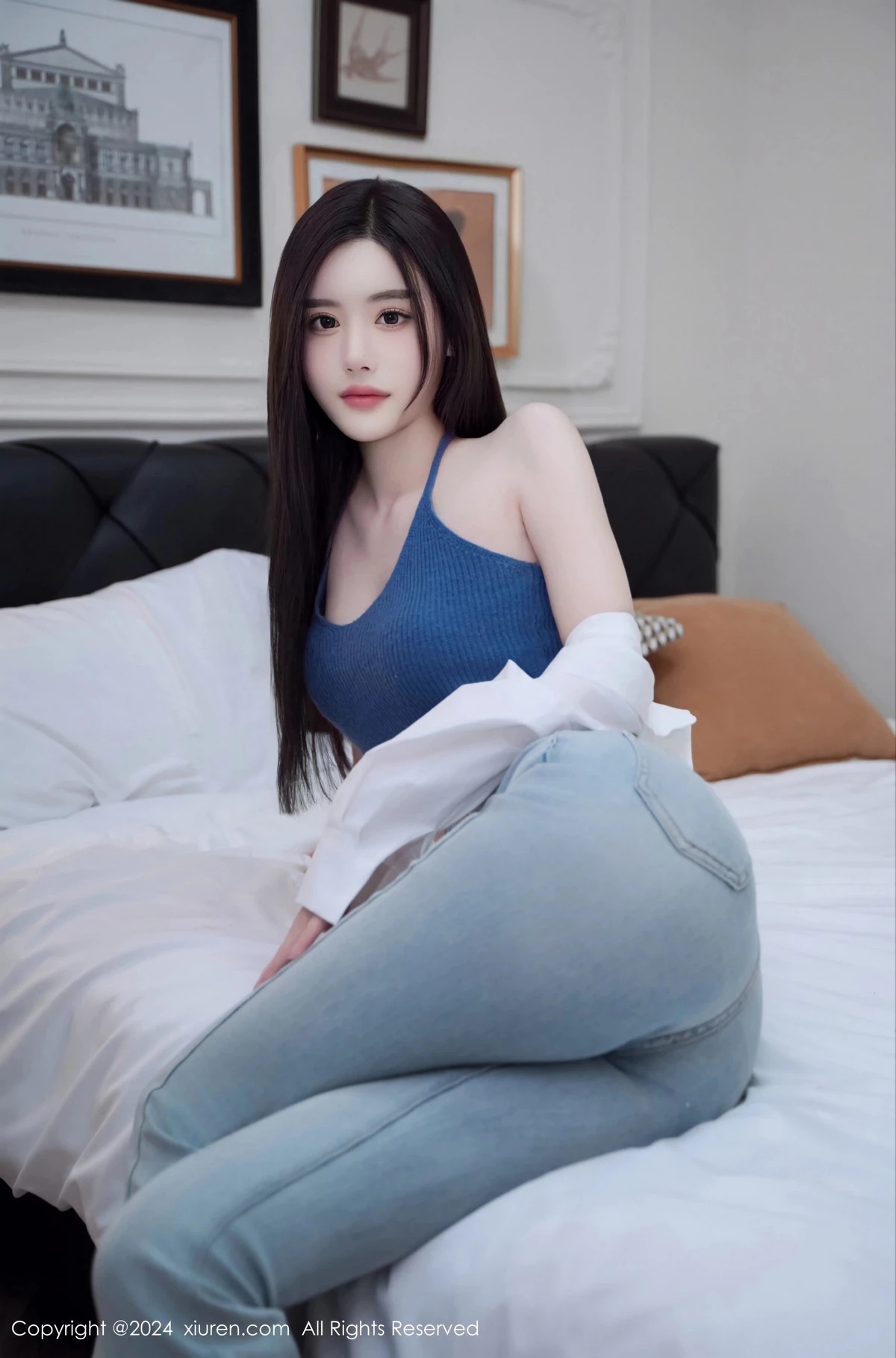 [[XiuRen秀人网]秀人网]No.8186_模特晚苏susu性感白衬衣配牛仔裤露蓝色内衣秀完美身材诱惑写真67P