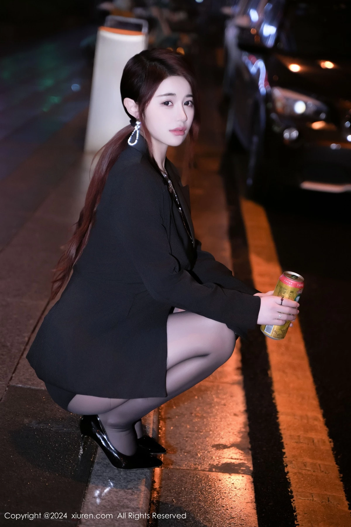 [[XiuRen秀人网]秀人网]No.8199_模特美七Mia性感黑色内衣服饰配超薄黑丝秀丰腴身材惹火诱惑写真69P