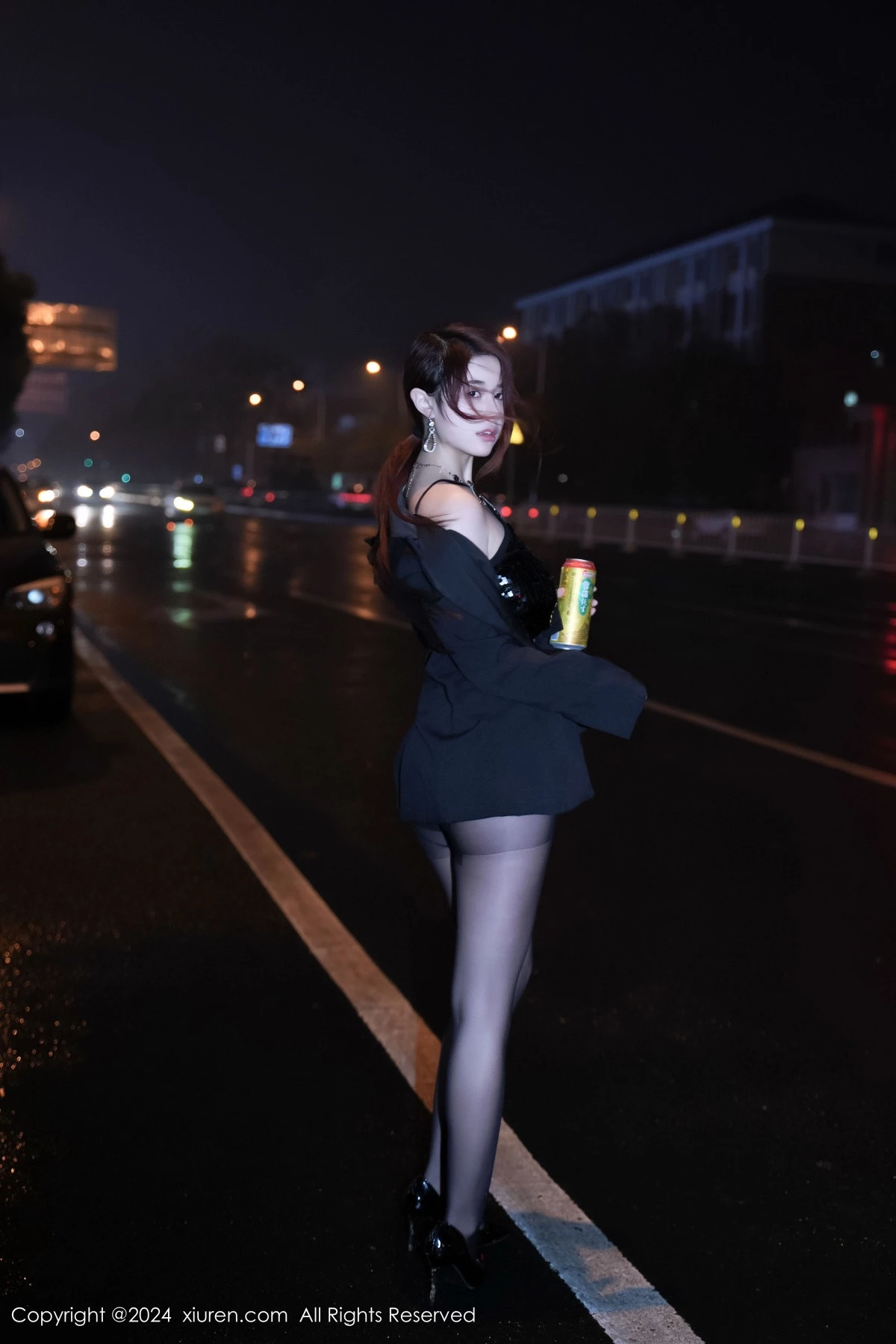 [[XiuRen秀人网]秀人网]No.8199_模特美七Mia性感黑色内衣服饰配超薄黑丝秀丰腴身材惹火诱惑写真69P