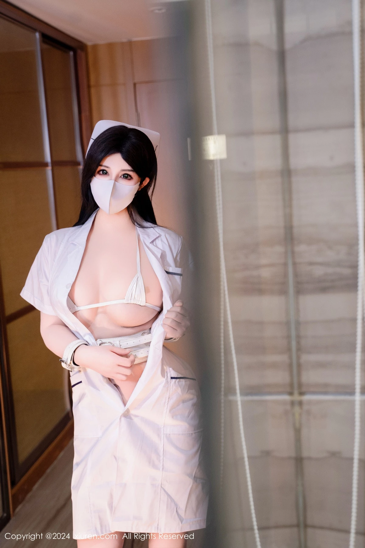 [[XiuRen秀人网]秀人网]No.8206_新人模特陈芊儿性感白色护士裙露白色内衣秀曼妙身姿诱惑写真64P