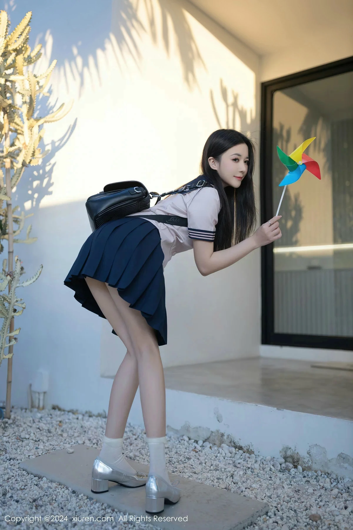 [[XiuRen秀人网]秀人网]No.8244_模特鱼子酱Fish性感JK制服配情趣内衣秀曼妙身姿迷人诱惑写真80P