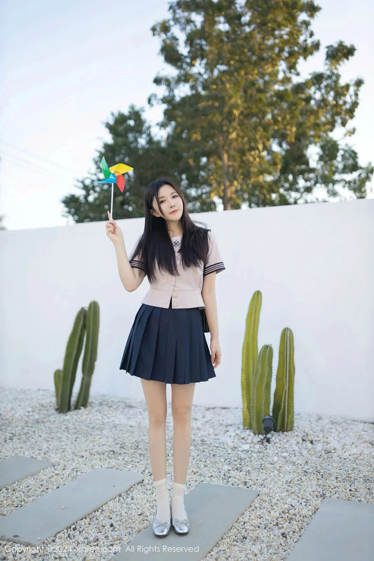 [[XiuRen秀人网]秀人网]No.8244_模特鱼子酱Fish性感JK制服配情趣内衣秀曼妙身姿迷人诱惑写真80P