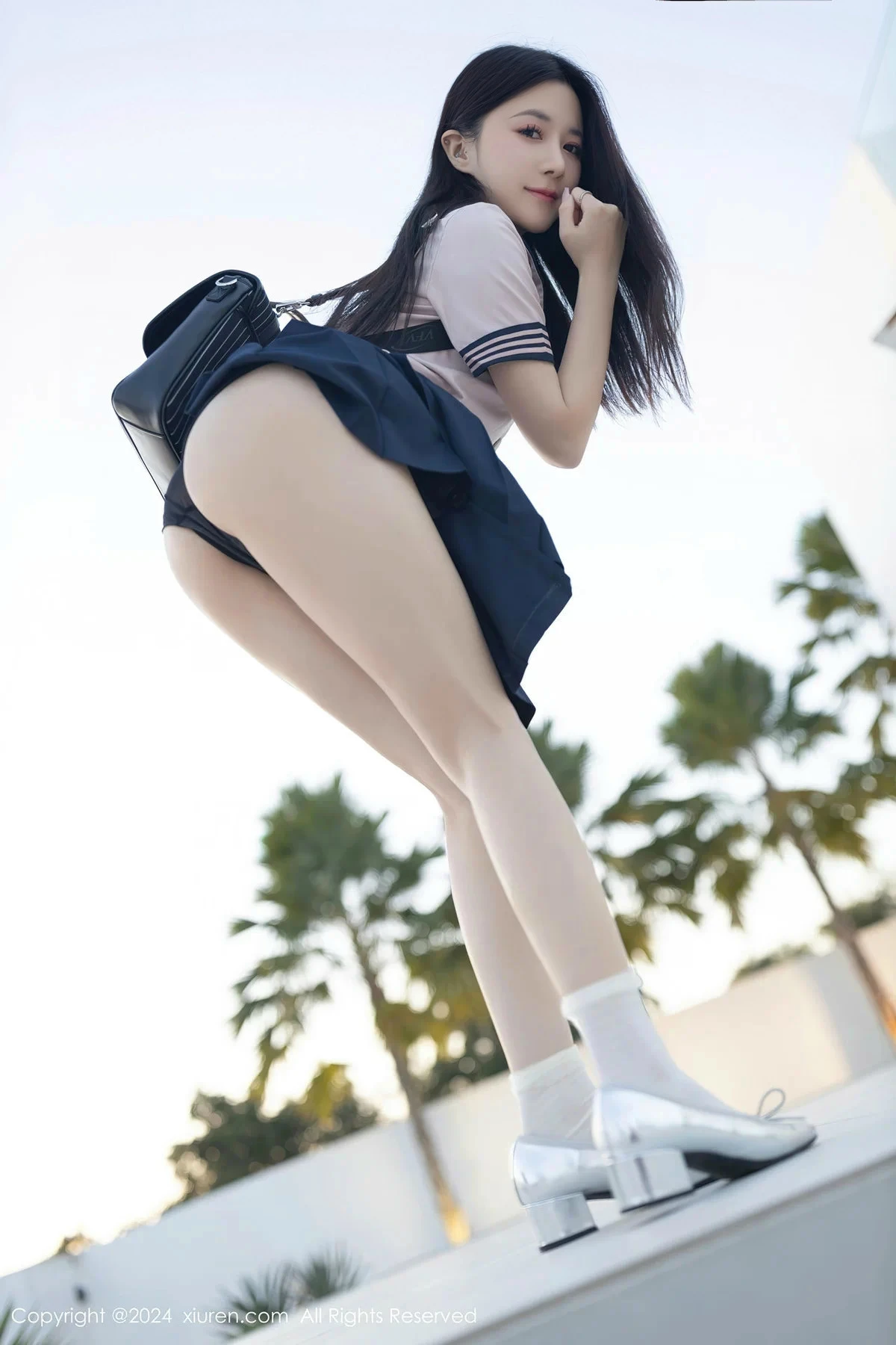 [[XiuRen秀人网]秀人网]No.8244_模特鱼子酱Fish性感JK制服配情趣内衣秀曼妙身姿迷人诱惑写真80P