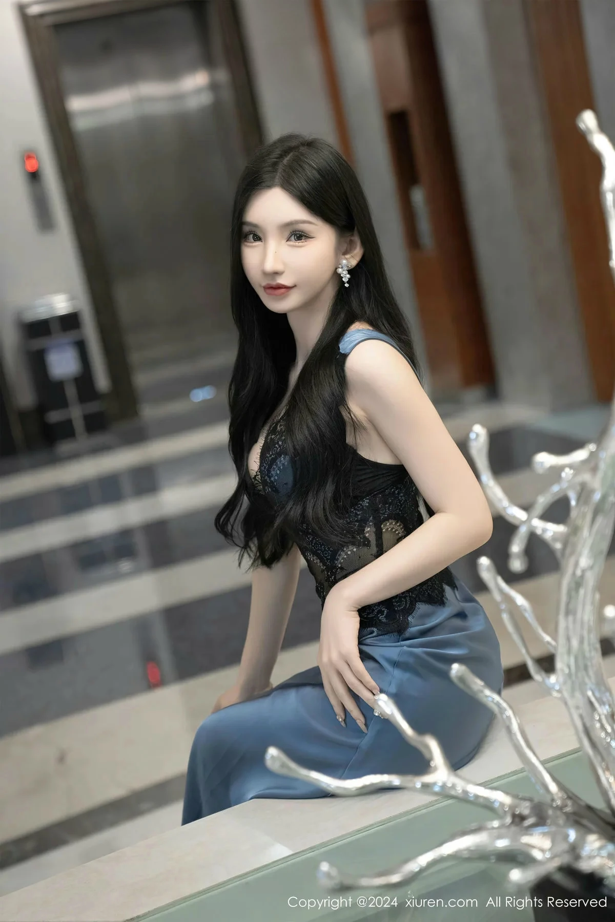 [[XiuRen秀人网]秀人网]No.8242_女神周于希Sally性感蕾丝长裙+黑色薄纱连体衣秀完美身材诱惑写真115P