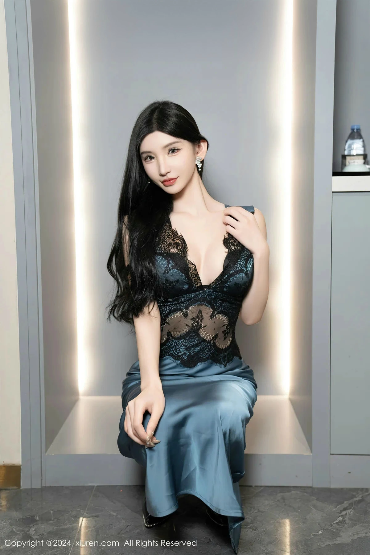 [[XiuRen秀人网]秀人网]No.8242_女神周于希Sally性感蕾丝长裙+黑色薄纱连体衣秀完美身材诱惑写真115P