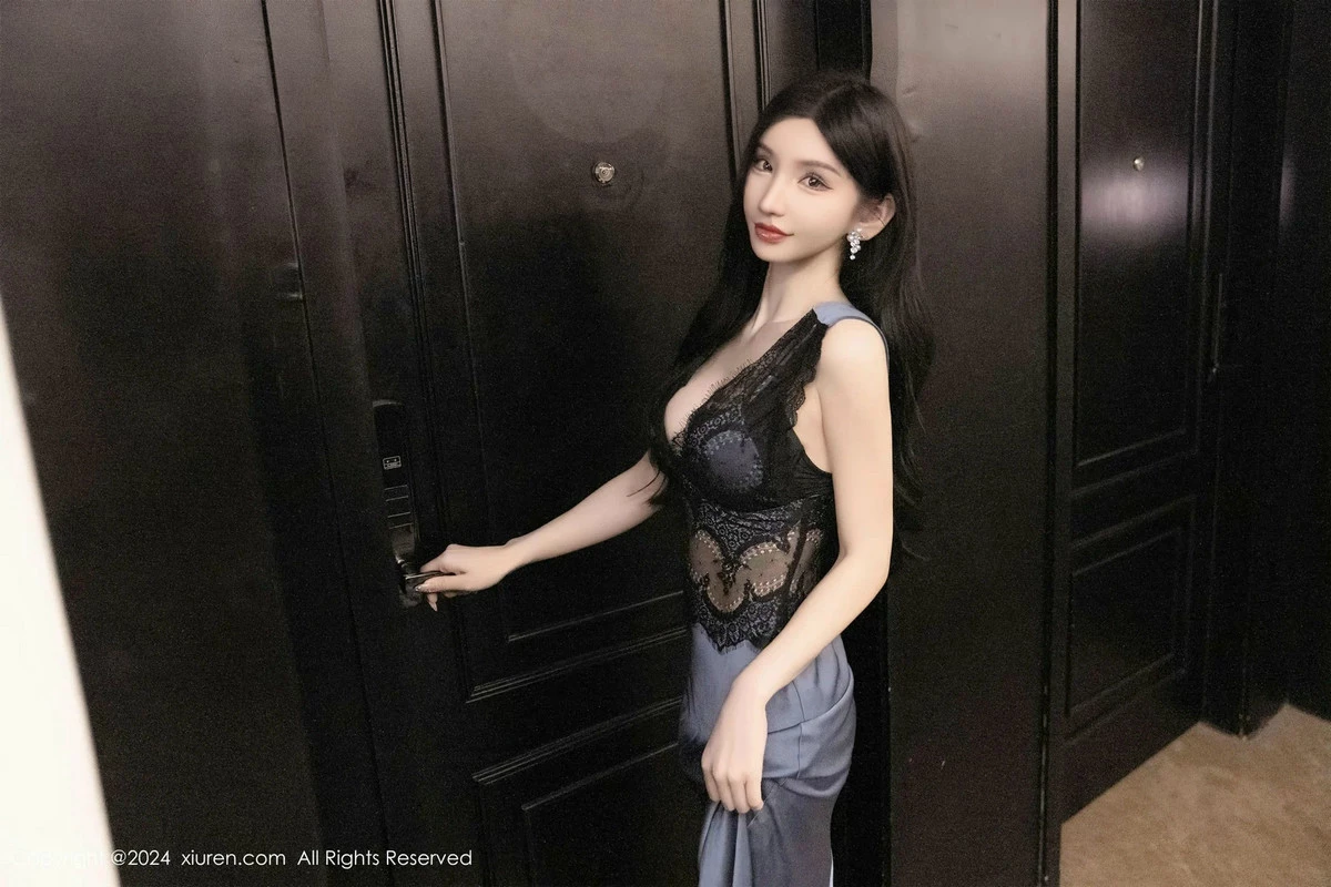 [[XiuRen秀人网]秀人网]No.8242_女神周于希Sally性感蕾丝长裙+黑色薄纱连体衣秀完美身材诱惑写真115P