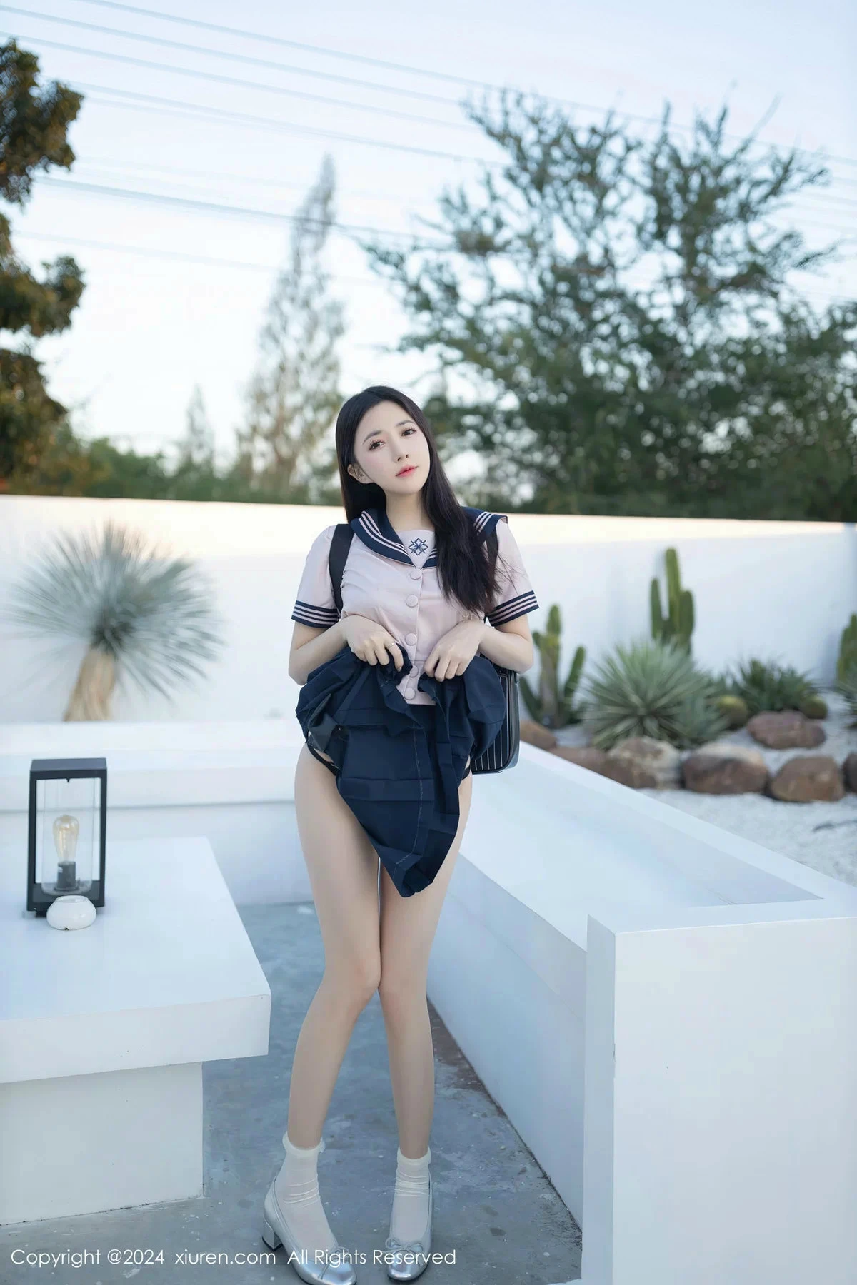 [[XiuRen秀人网]秀人网]No.8244_模特鱼子酱Fish性感JK制服配情趣内衣秀曼妙身姿迷人诱惑写真80P