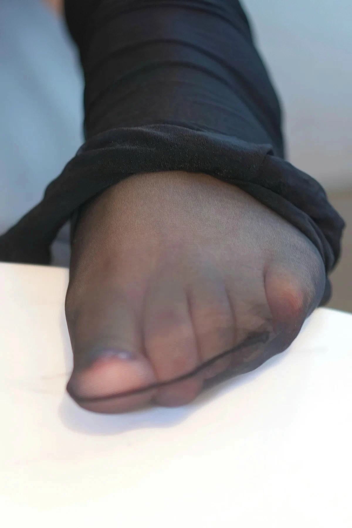 [[XiuRen秀人网]秀人网]No.8236_女神妲己_Toxic性感黑色网纱连衣服饰配超薄黑丝极致魅惑写真75P