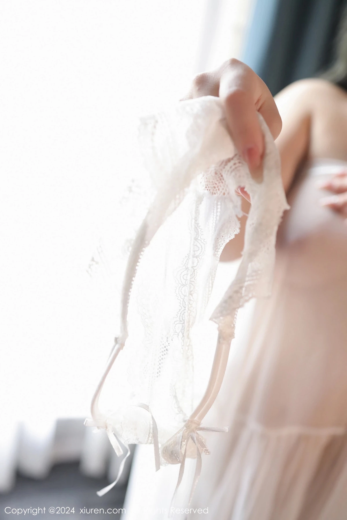 [[XiuRen秀人网]秀人网]No.8106_模特沈思怡私房性感白色轻透情趣睡裙真空秀惹火身材诱惑写真69P