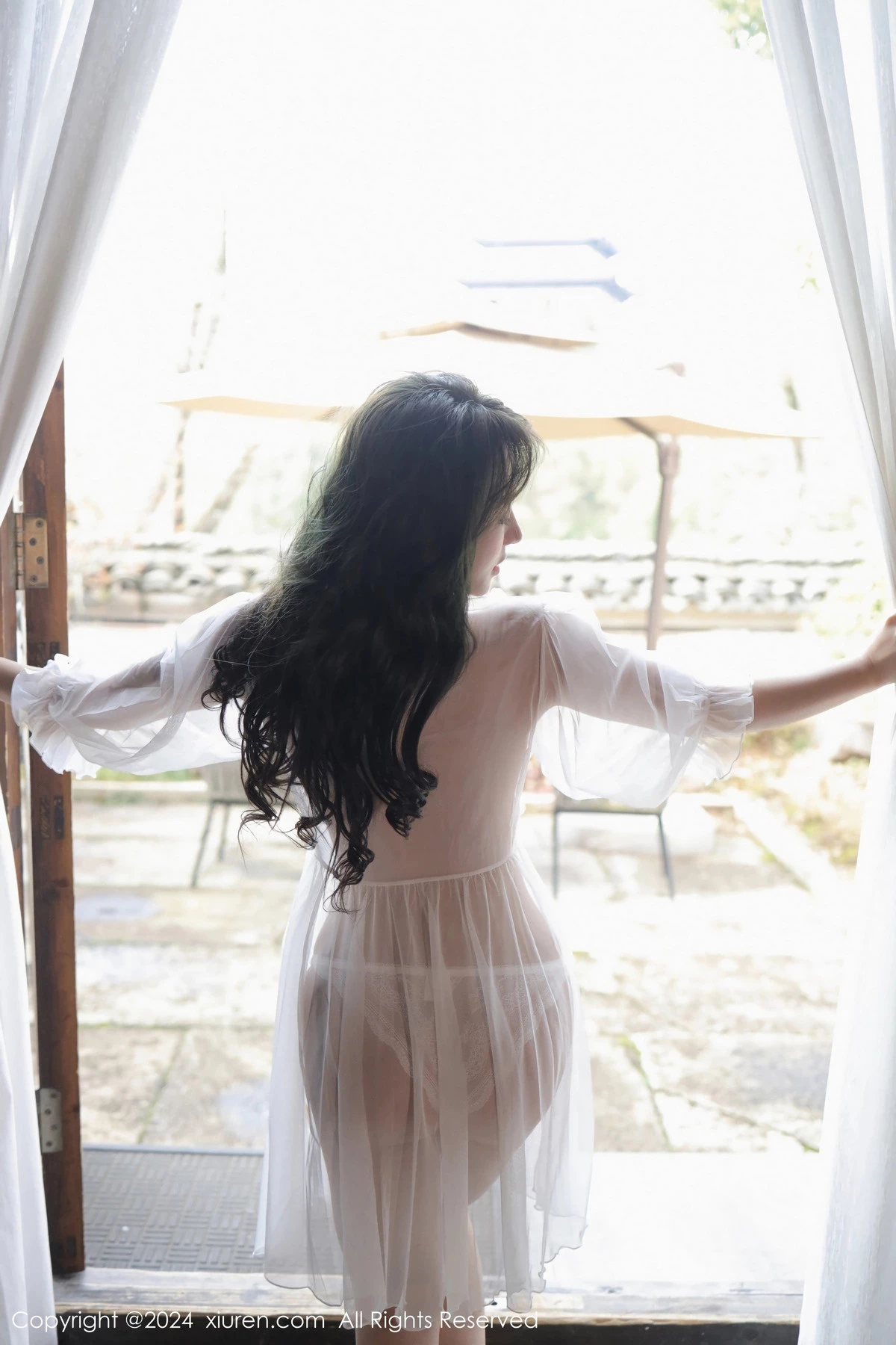 [[XiuRen秀人网]秀人网]No.8106_模特沈思怡私房性感白色轻透情趣睡裙真空秀惹火身材诱惑写真69P