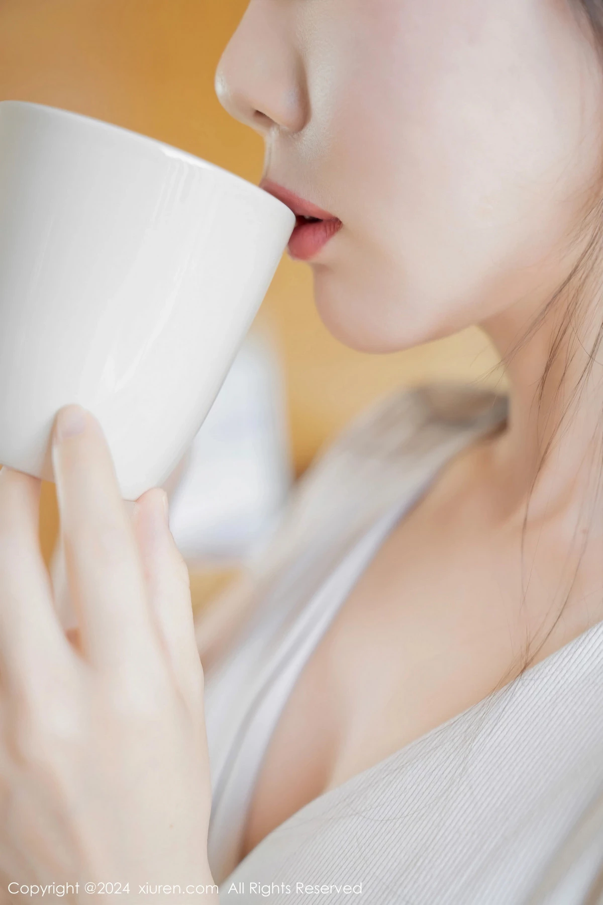 [[XiuRen秀人网]秀人网]No.8112_模特波巧酱家庭教师主题性感白T配粉色短裙秀完美身材诱惑写真85P