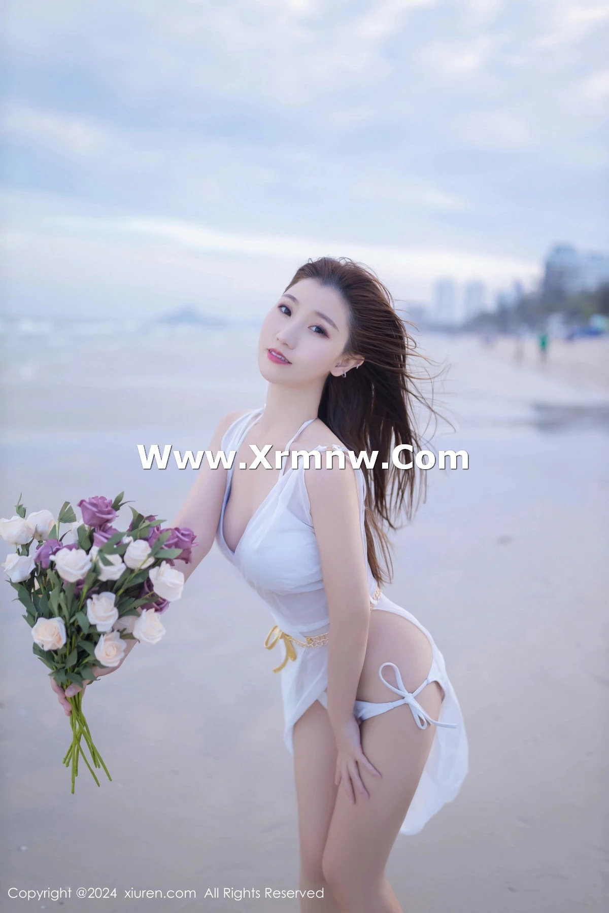 [[XiuRen秀人网]秀人网]No.8123_模特杏子Yada户外性感白色比基尼服饰秀完美身材迷人诱惑写真81P