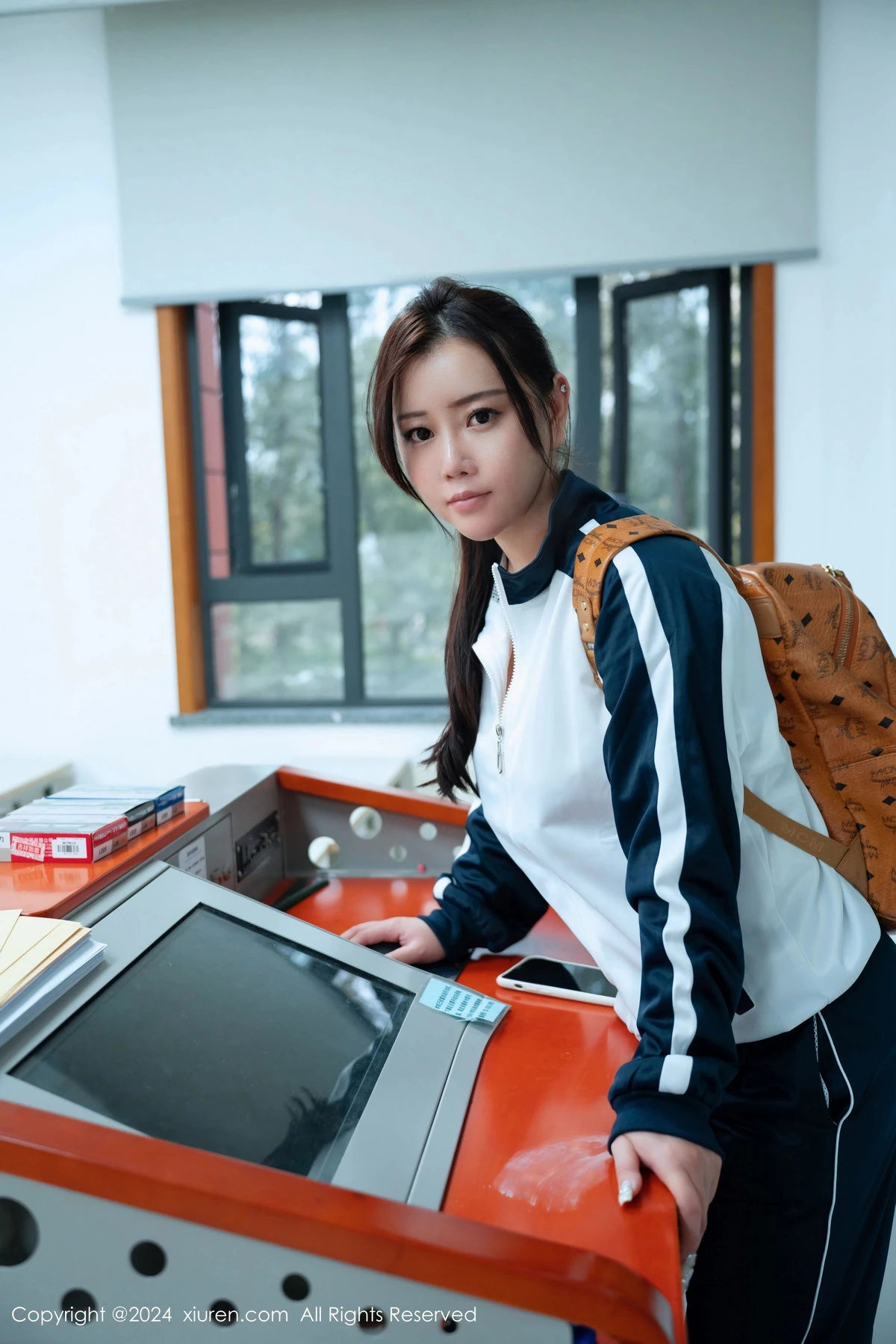 [[XiuRen秀人网]秀人网]No.8122_模特王婉悠Queen教师场景性感学生制服秀丰腴身材惹火诱惑写真80P