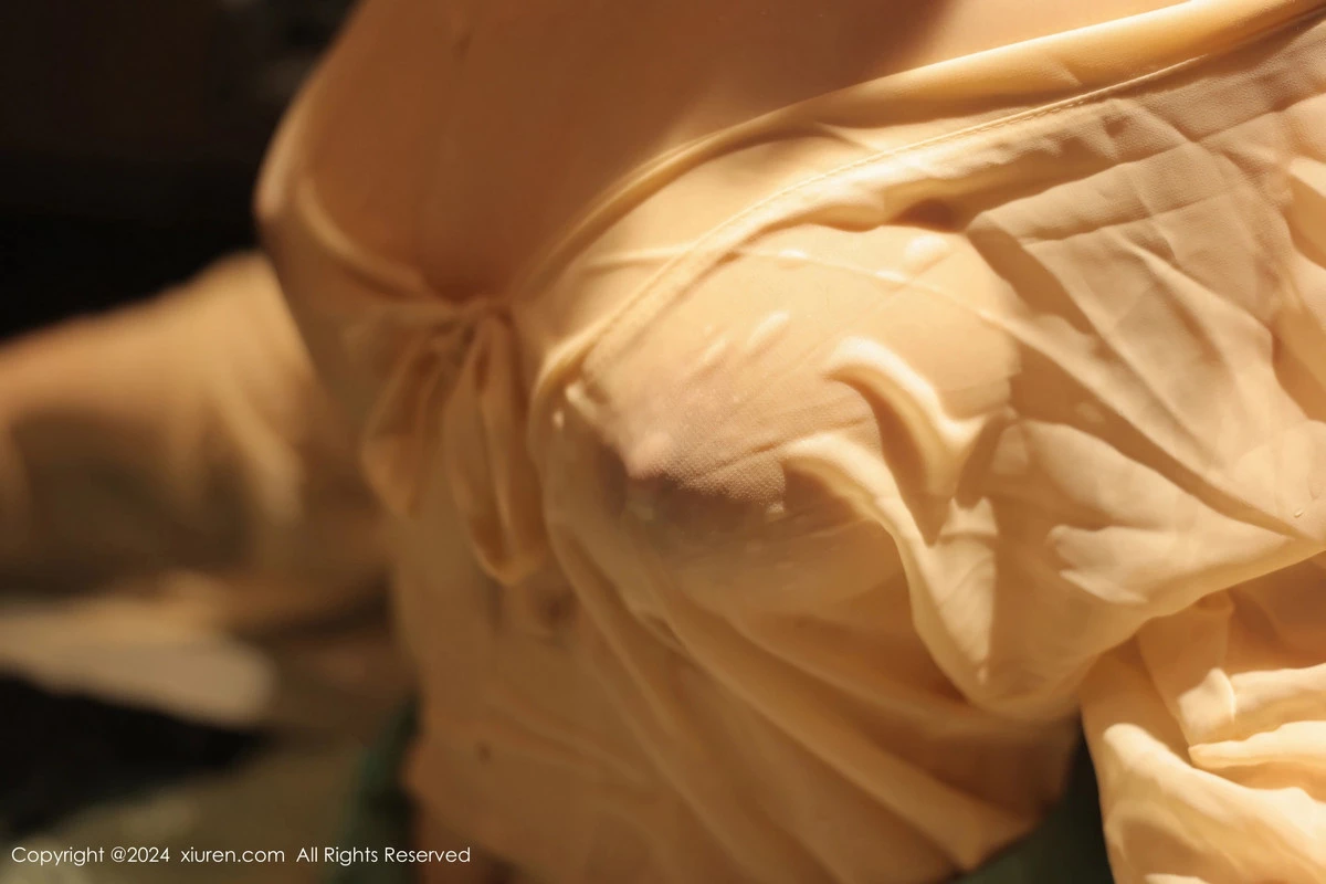 [[XiuRen秀人网]秀人网]No.8128_模特诗诗kiki浴室场景性感古装情趣服饰秀丰腴有致身材诱惑写真82P