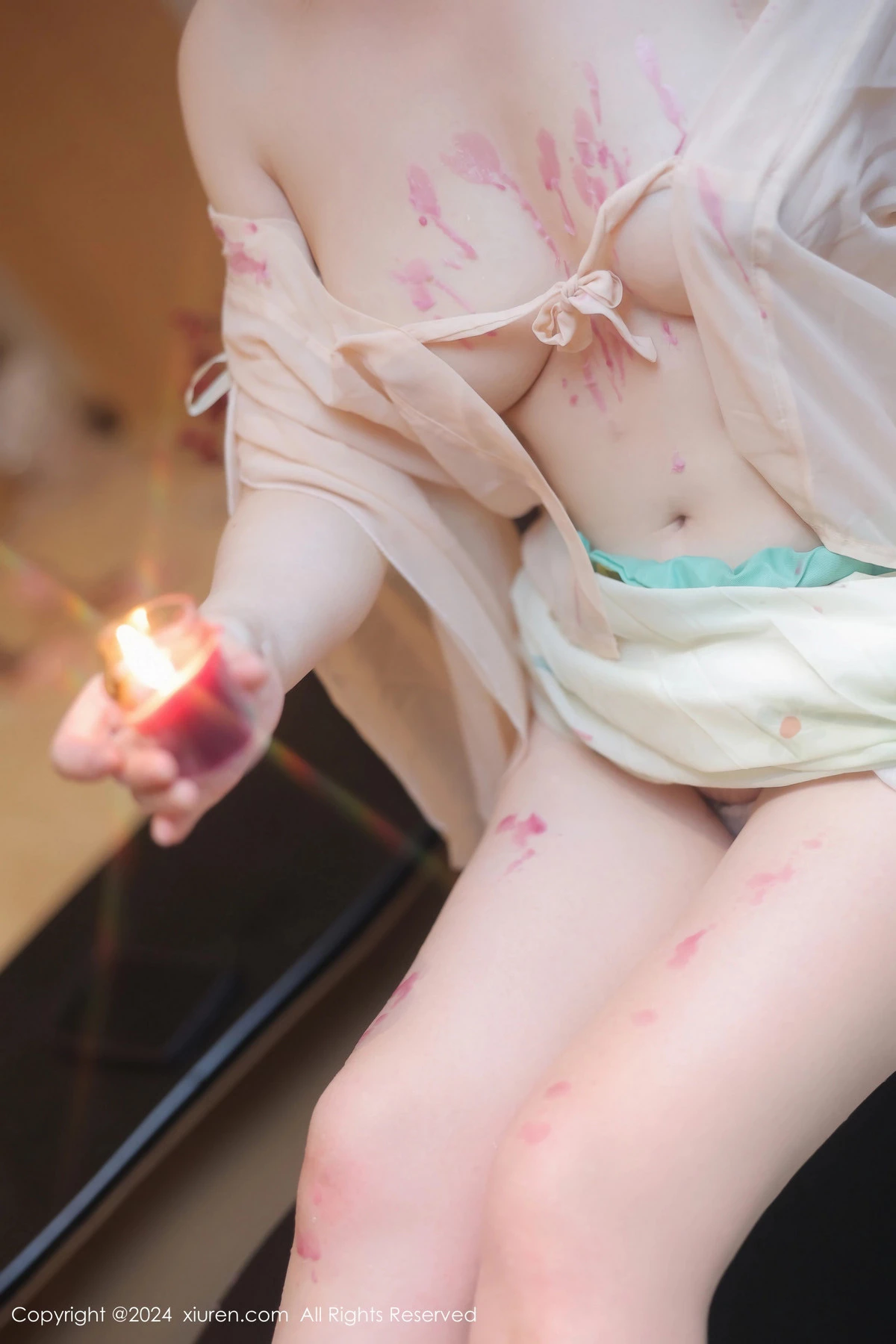 [[XiuRen秀人网]秀人网]No.8128_模特诗诗kiki浴室场景性感古装情趣服饰秀丰腴有致身材诱惑写真82P