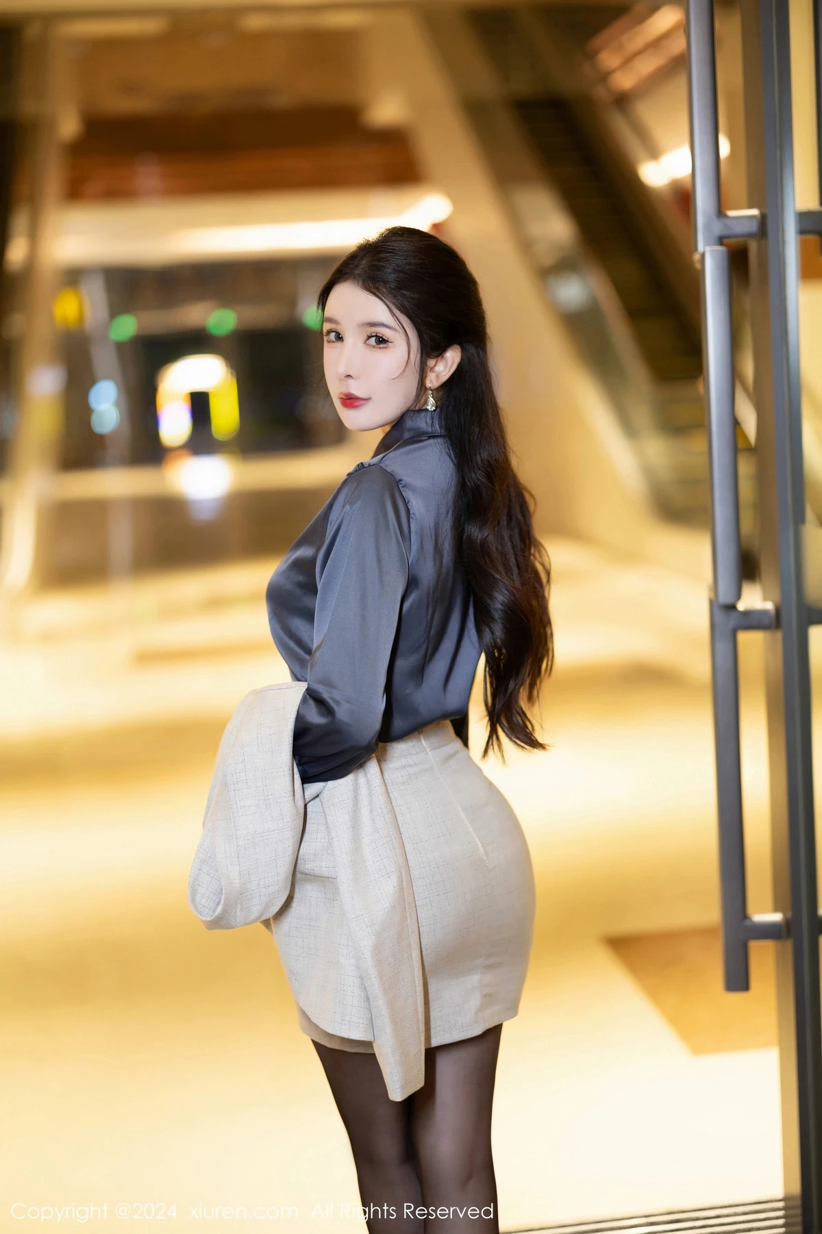 [[XiuRen秀人网]秀人网]No.8126_女神李丽莎半脱露性感白色内衣配开档黑丝秀曼妙身姿诱惑写真82P