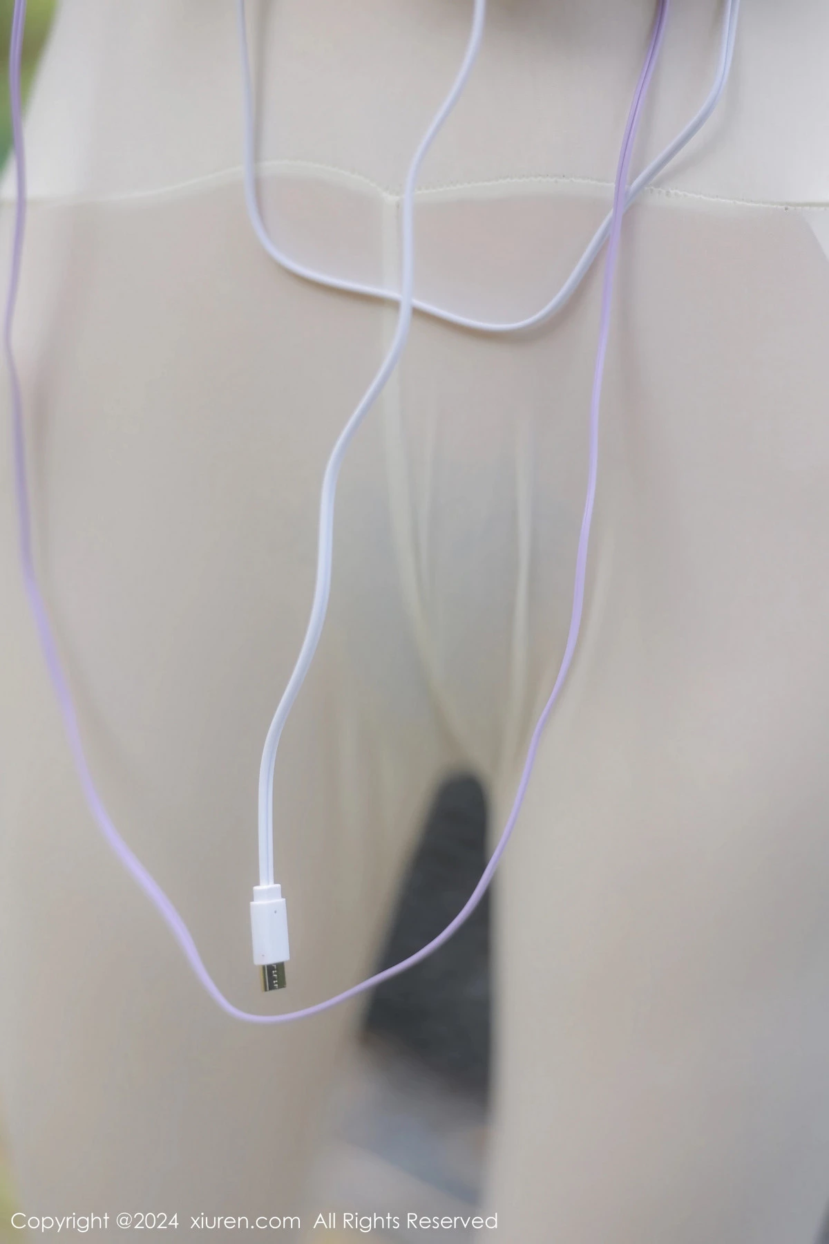 [[XiuRen秀人网]秀人网]No.8132_模特桃妖夭户外白色内衣配性感白色露臀裤秀曼妙身姿诱惑写真78P