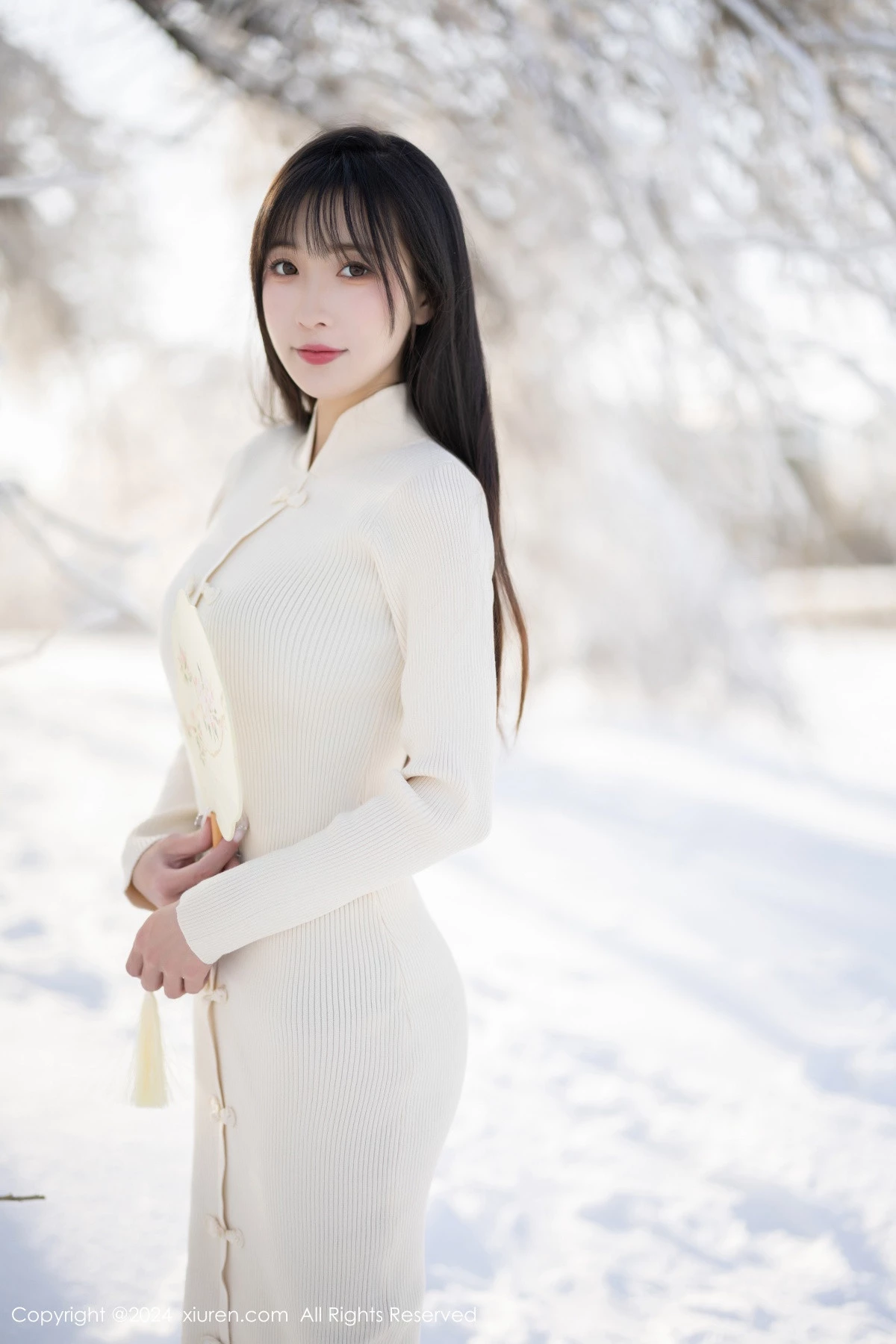 [[XiuRen秀人网]秀人网]No.8307_模特林星阑性感白色连衣长裙露白色吊带内衣秀曼妙身姿诱惑写真82P