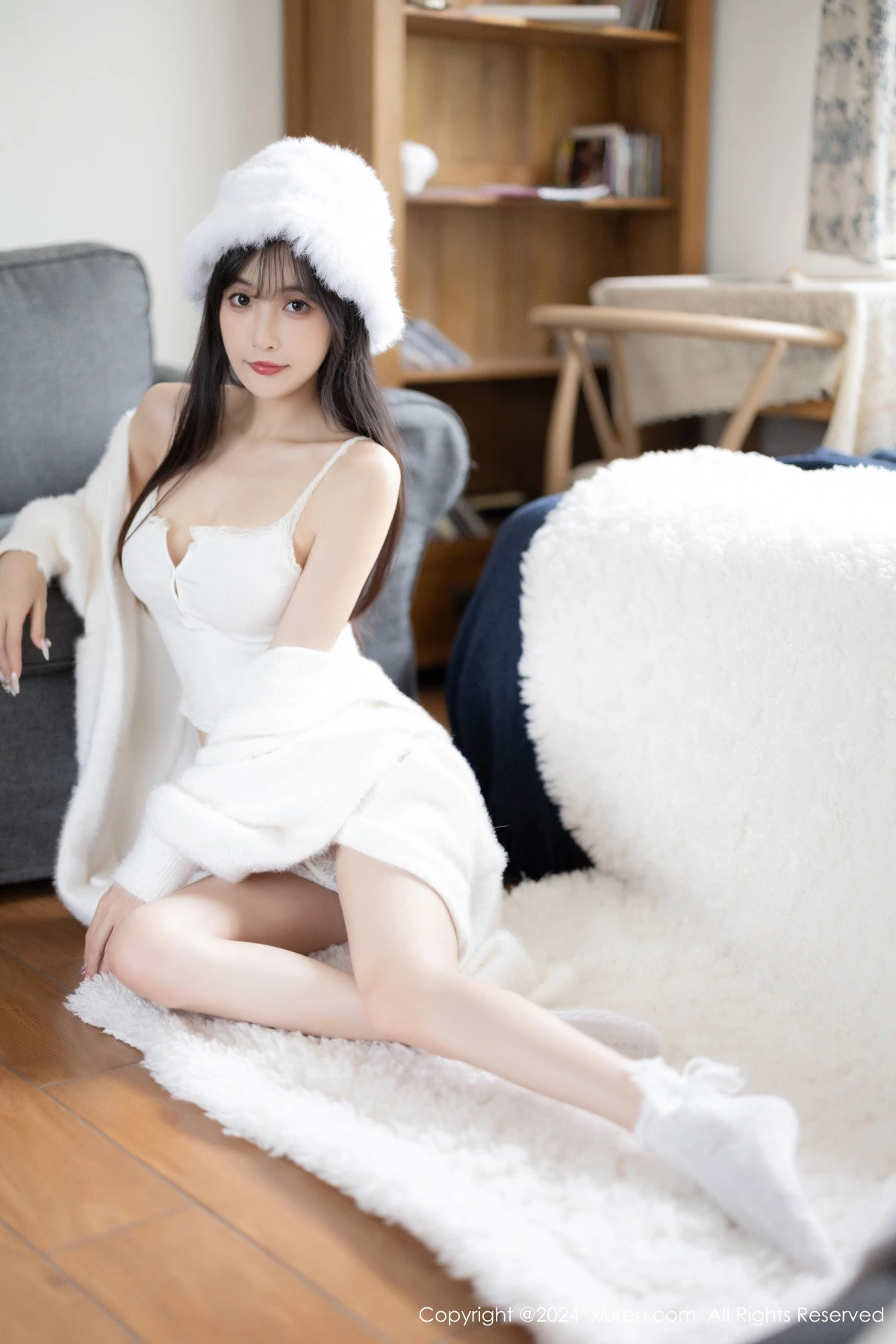 [[XiuRen秀人网]秀人网]No.8307_模特林星阑性感白色连衣长裙露白色吊带内衣秀曼妙身姿诱惑写真82P