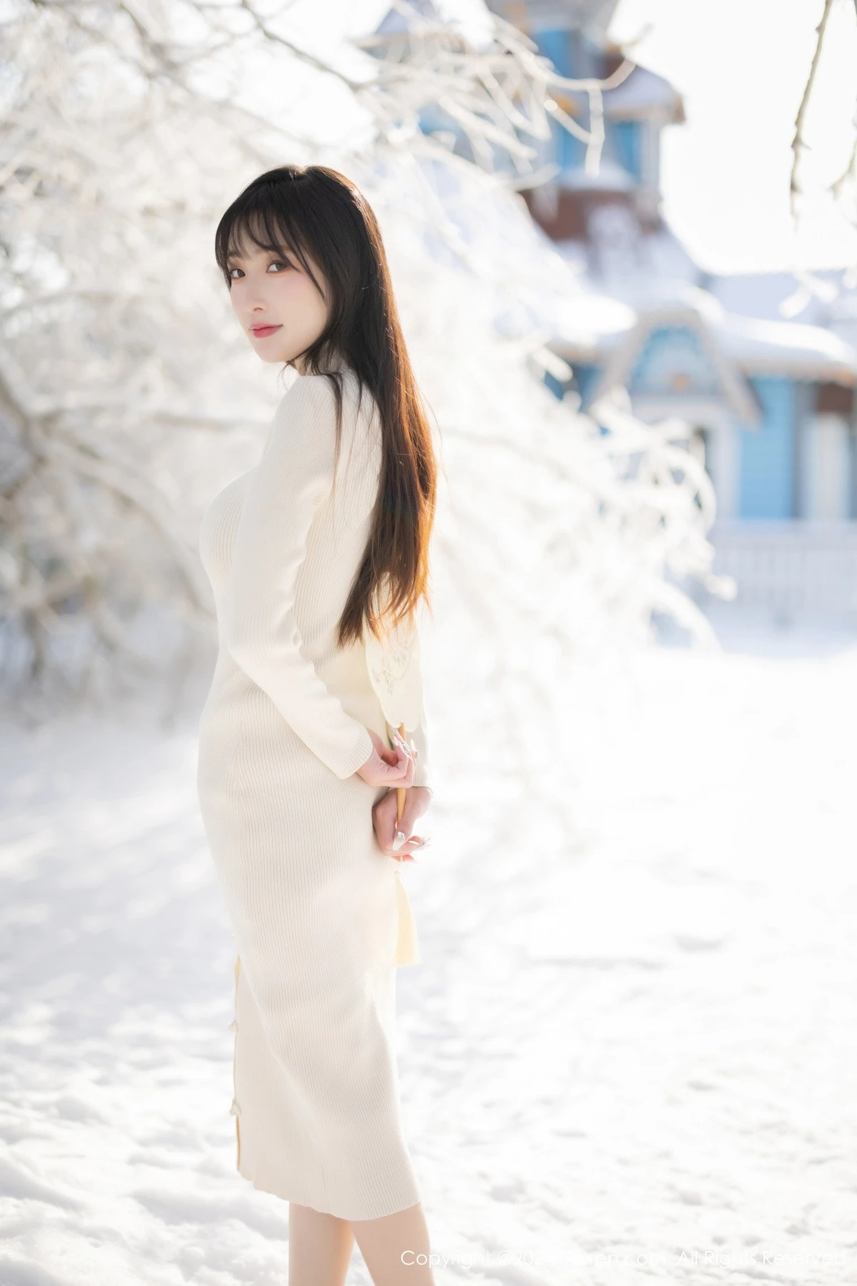 [[XiuRen秀人网]秀人网]No.8307_模特林星阑性感白色连衣长裙露白色吊带内衣秀曼妙身姿诱惑写真82P