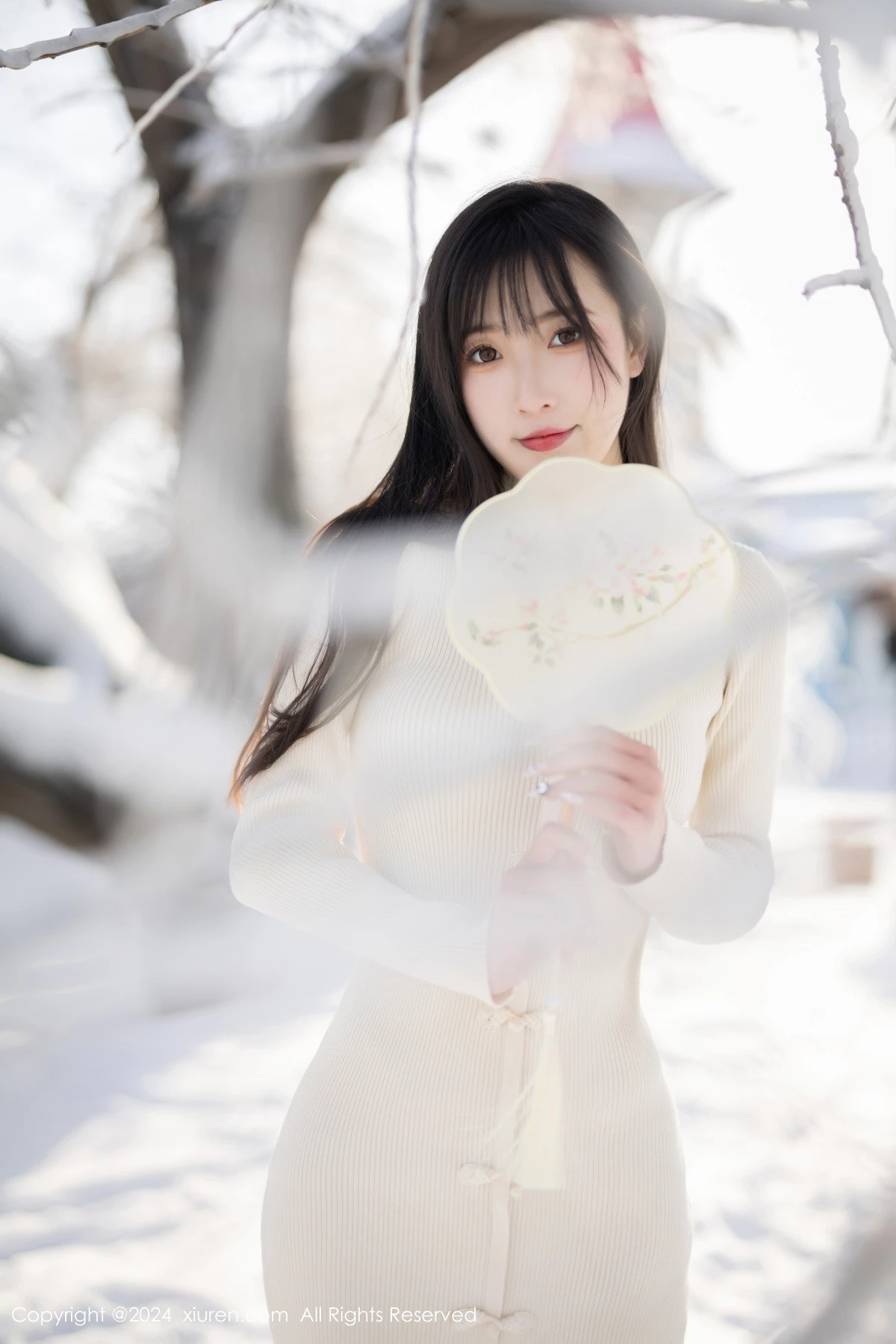 [[XiuRen秀人网]秀人网]No.8307_模特林星阑性感白色连衣长裙露白色吊带内衣秀曼妙身姿诱惑写真82P