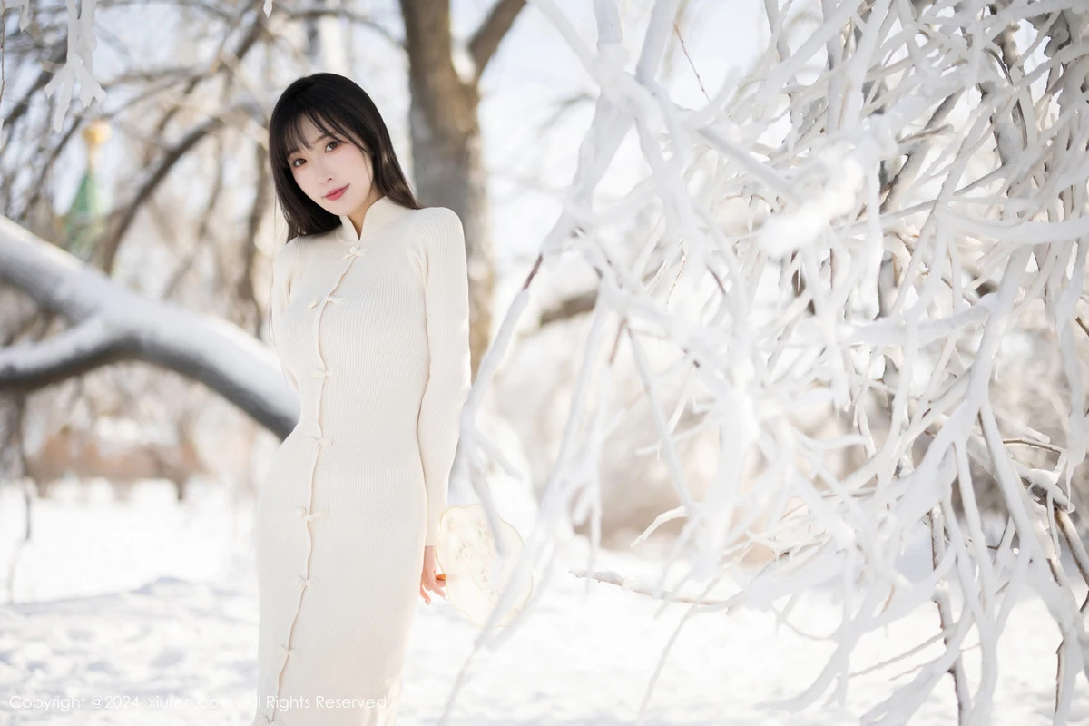 [[XiuRen秀人网]秀人网]No.8307_模特林星阑性感白色连衣长裙露白色吊带内衣秀曼妙身姿诱惑写真82P