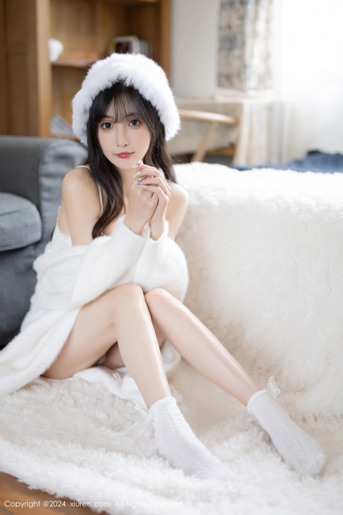 [[XiuRen秀人网]秀人网]No.8307_模特林星阑性感白色连衣长裙露白色吊带内衣秀曼妙身姿诱惑写真82P