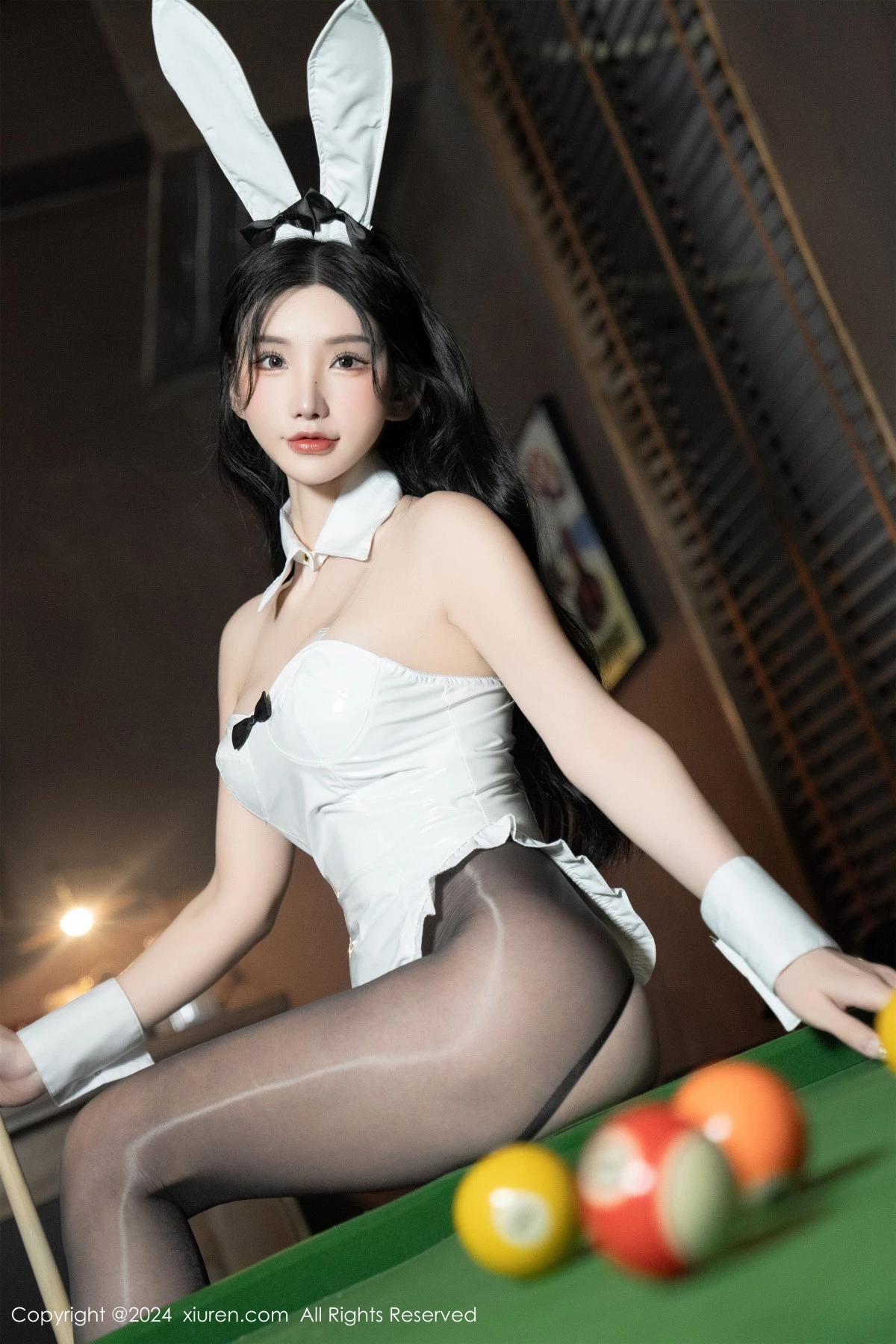 [[XiuRen秀人网]秀人网]No.8318_女神周于希Sally白色皮质高叉连体衣配开档黑丝秀美腿诱惑写真107P