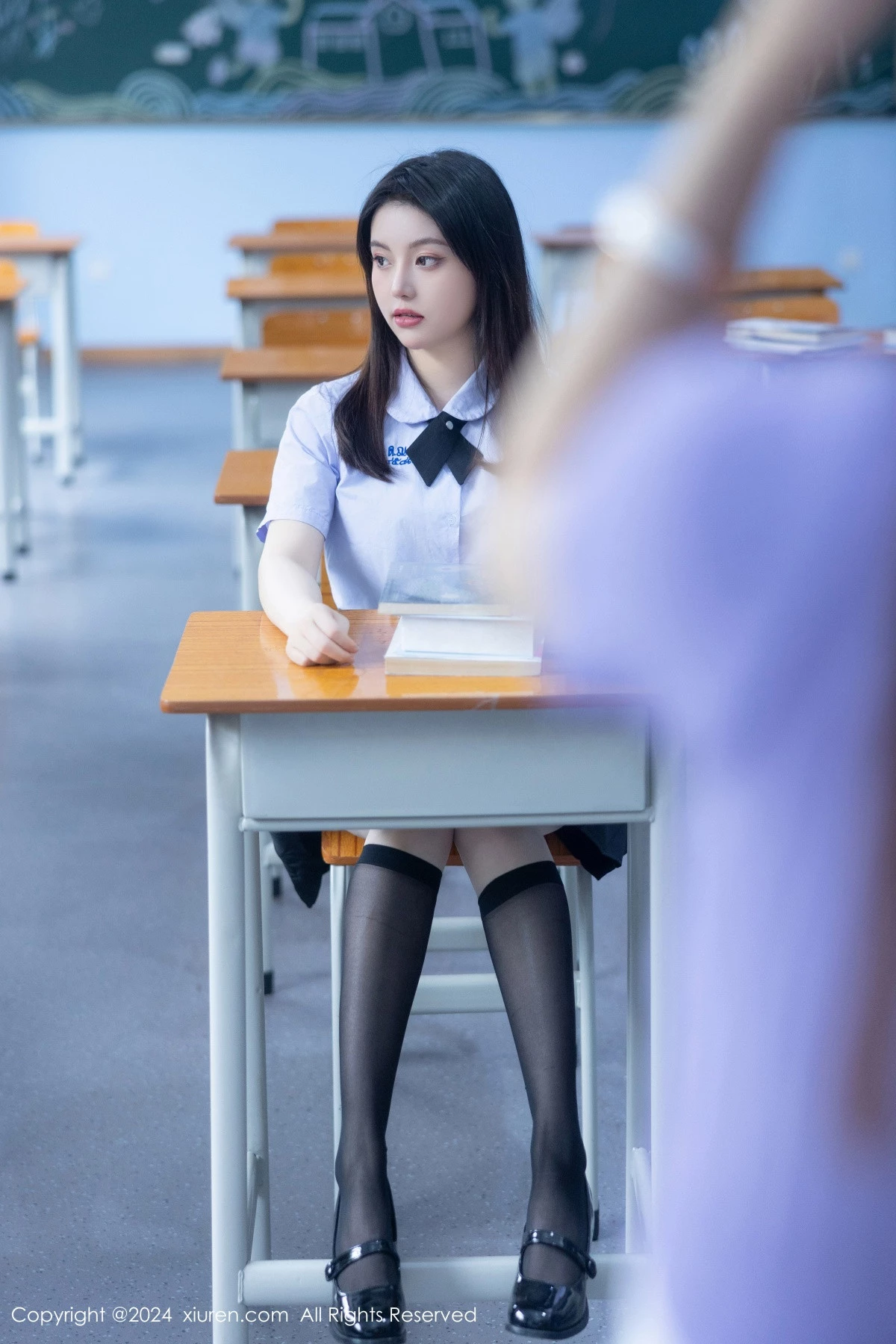 [[XiuRen秀人网]秀人网]No.8319_模特合集女神豆瓣酱私房性感姐妹花灰色蕾丝内衣完美诱惑写真81P