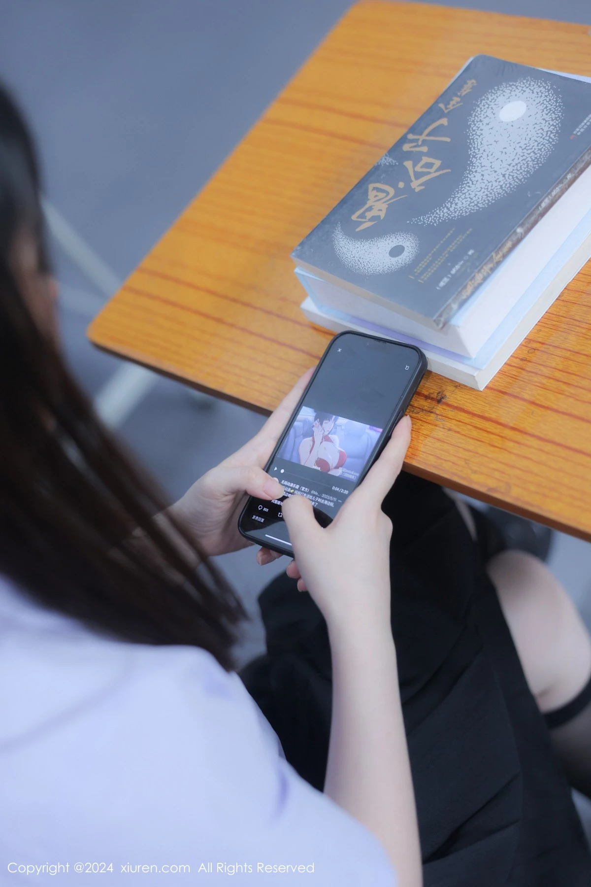 [[XiuRen秀人网]秀人网]No.8319_模特合集女神豆瓣酱私房性感姐妹花灰色蕾丝内衣完美诱惑写真81P