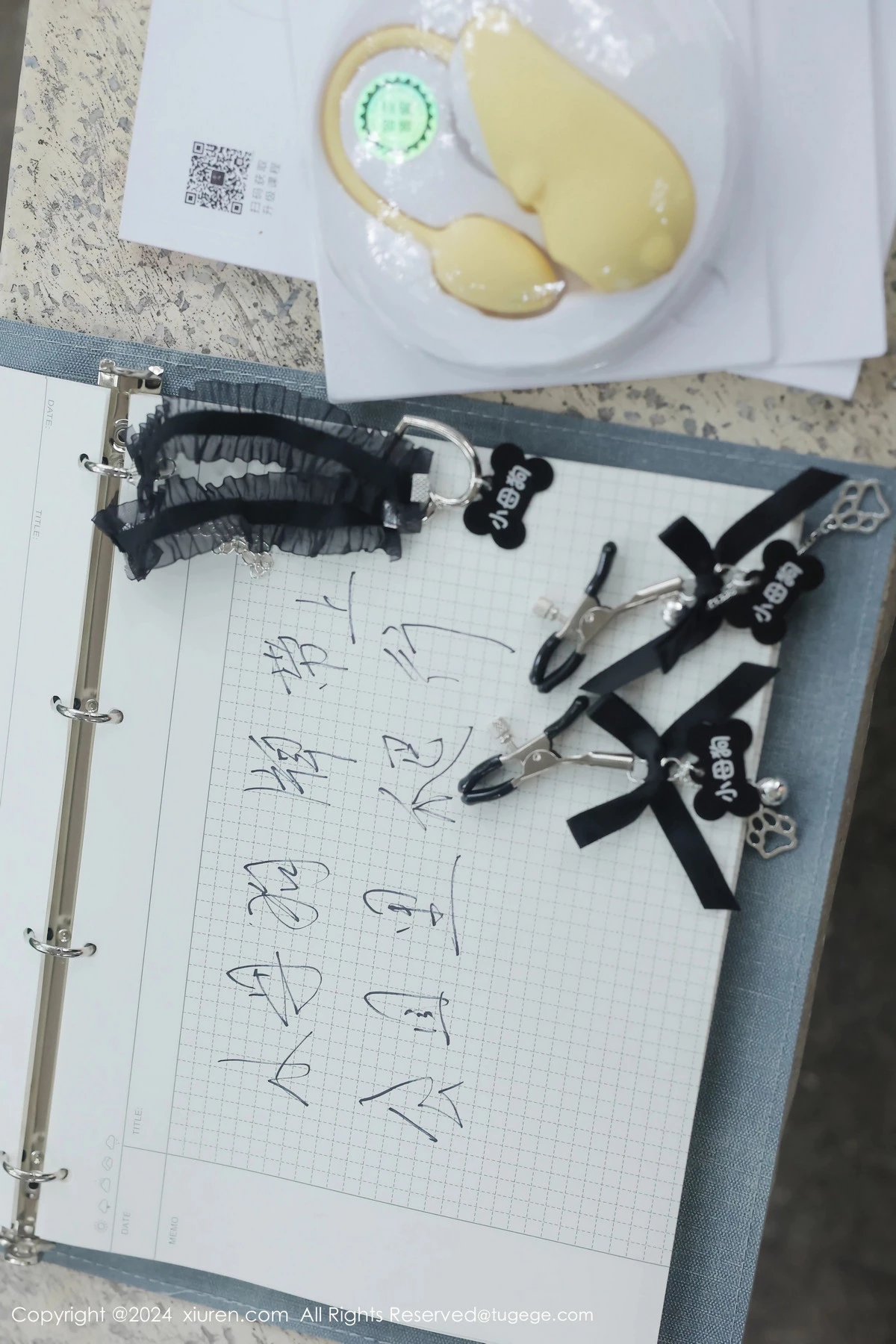 [[XiuRen秀人网]秀人网]No.8335_模特小薯条nienie户外性感学生运动装露超薄肉丝撩人诱惑写真88P