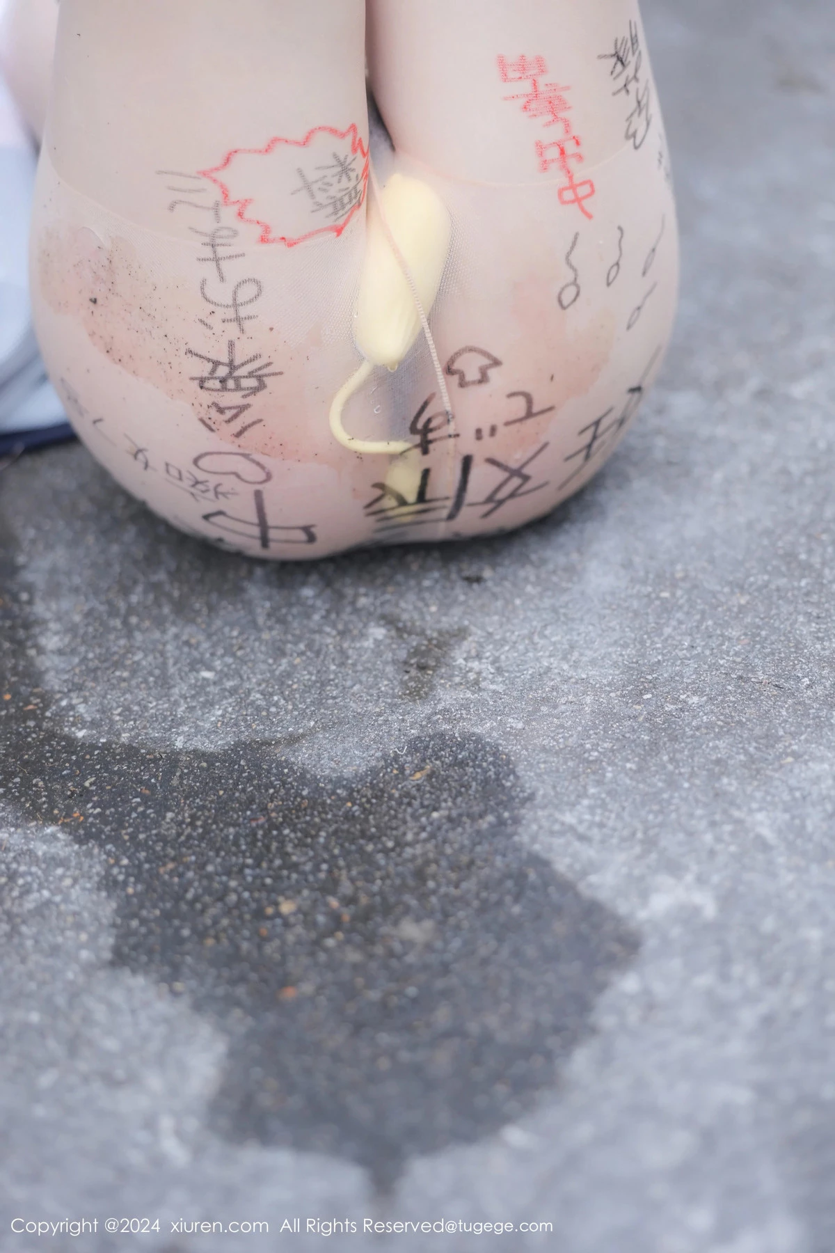 [[XiuRen秀人网]秀人网]No.8335_模特小薯条nienie户外性感学生运动装露超薄肉丝撩人诱惑写真88P